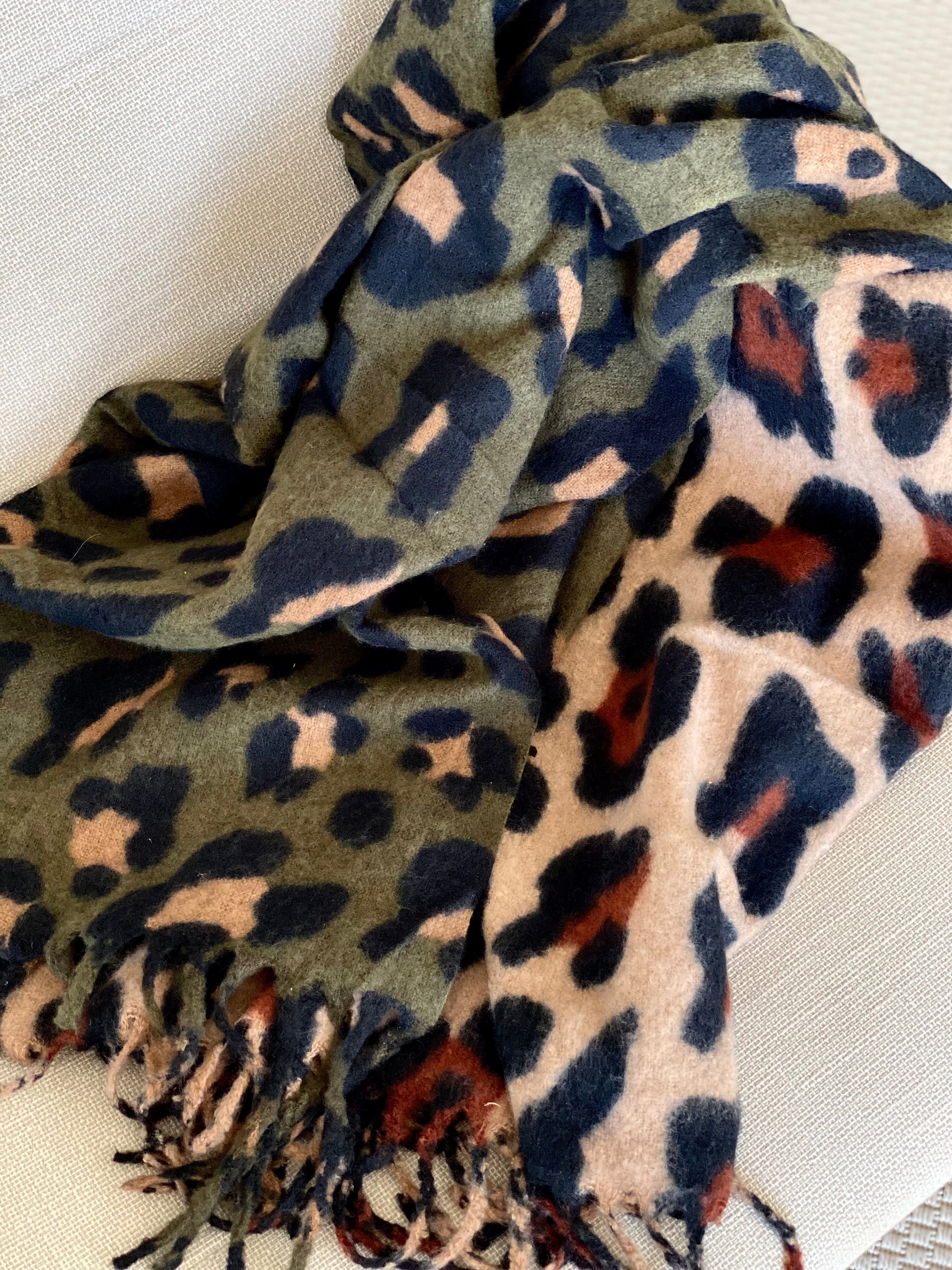 Écharpe douce MARTINE - Léo Taupe 🐆