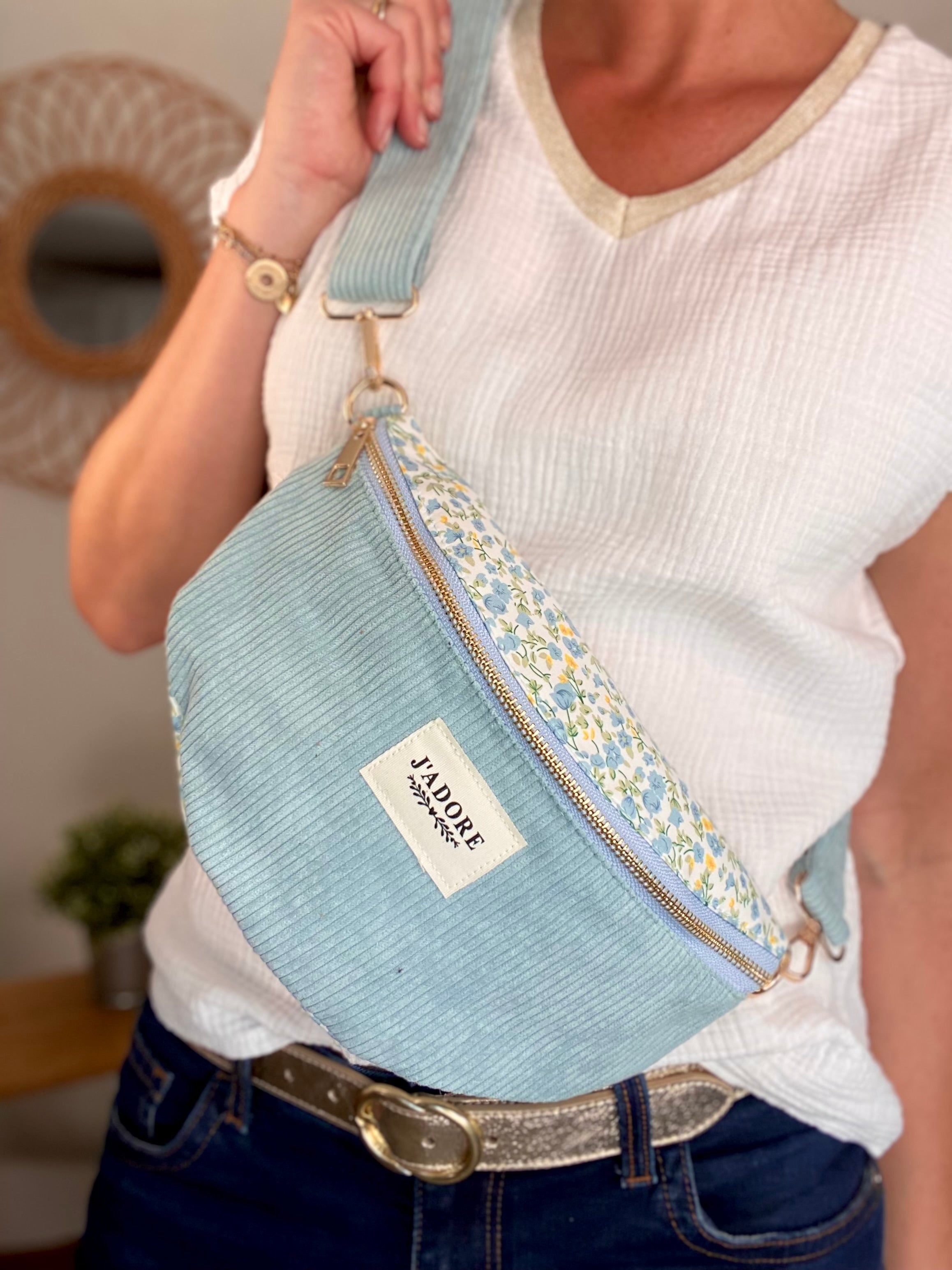 Sac banane «J’adore» Velours et Liberty - LESLIE - Bleu