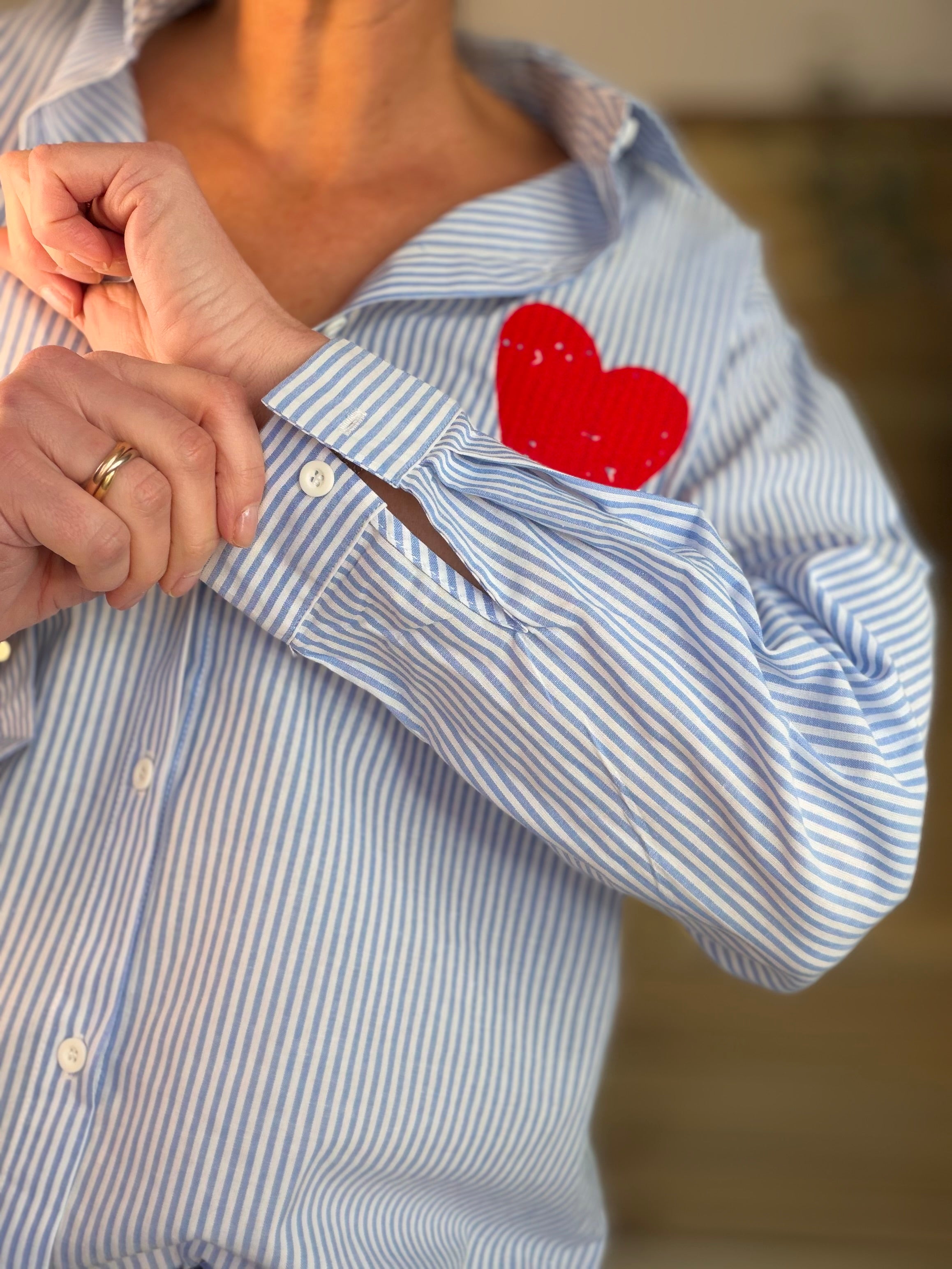 Chemise rayée brodée TINA Bleue
