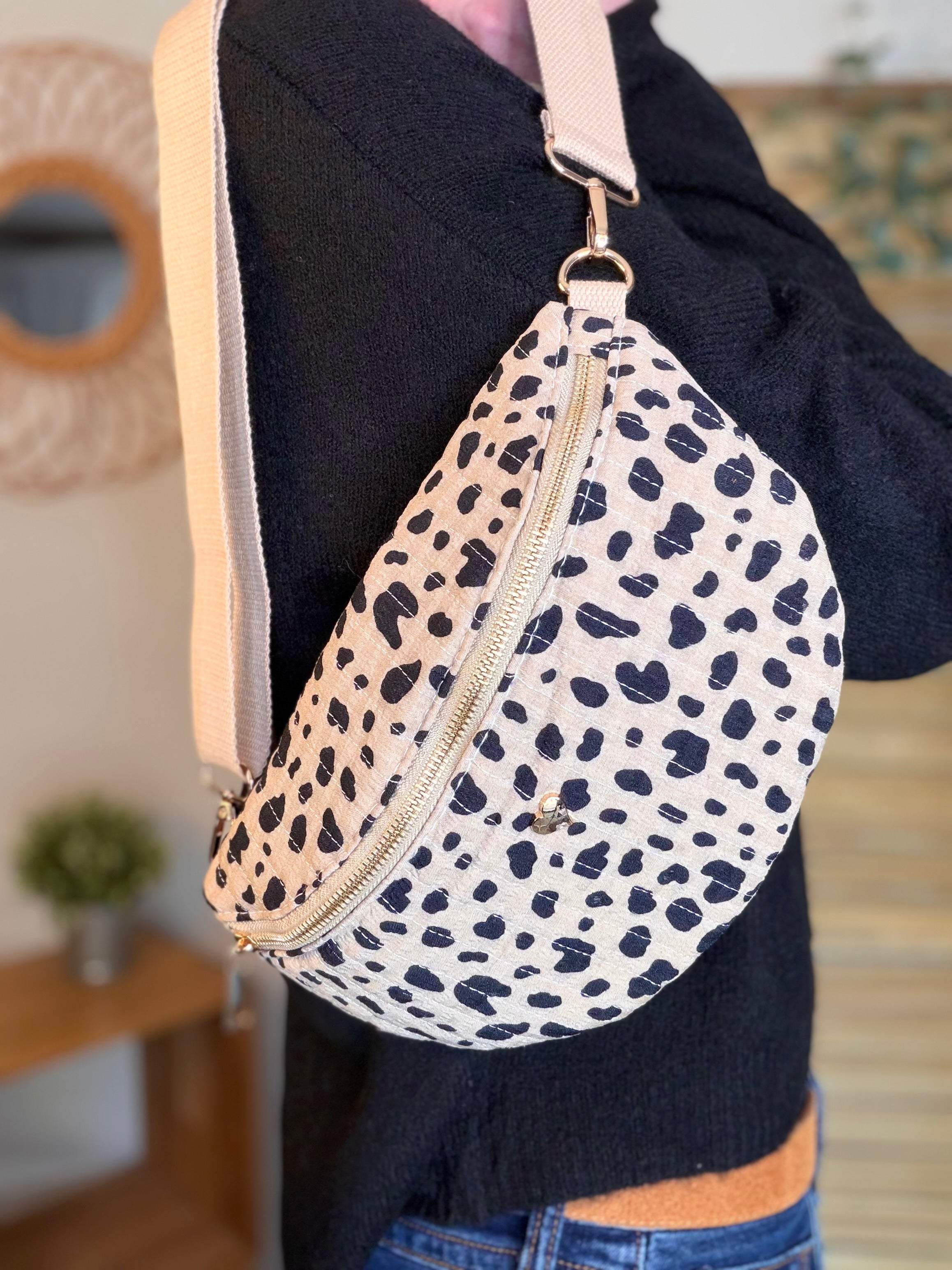 Sac banane L matelassé cœur doré 💛 JOSIE - Tacheté taupe