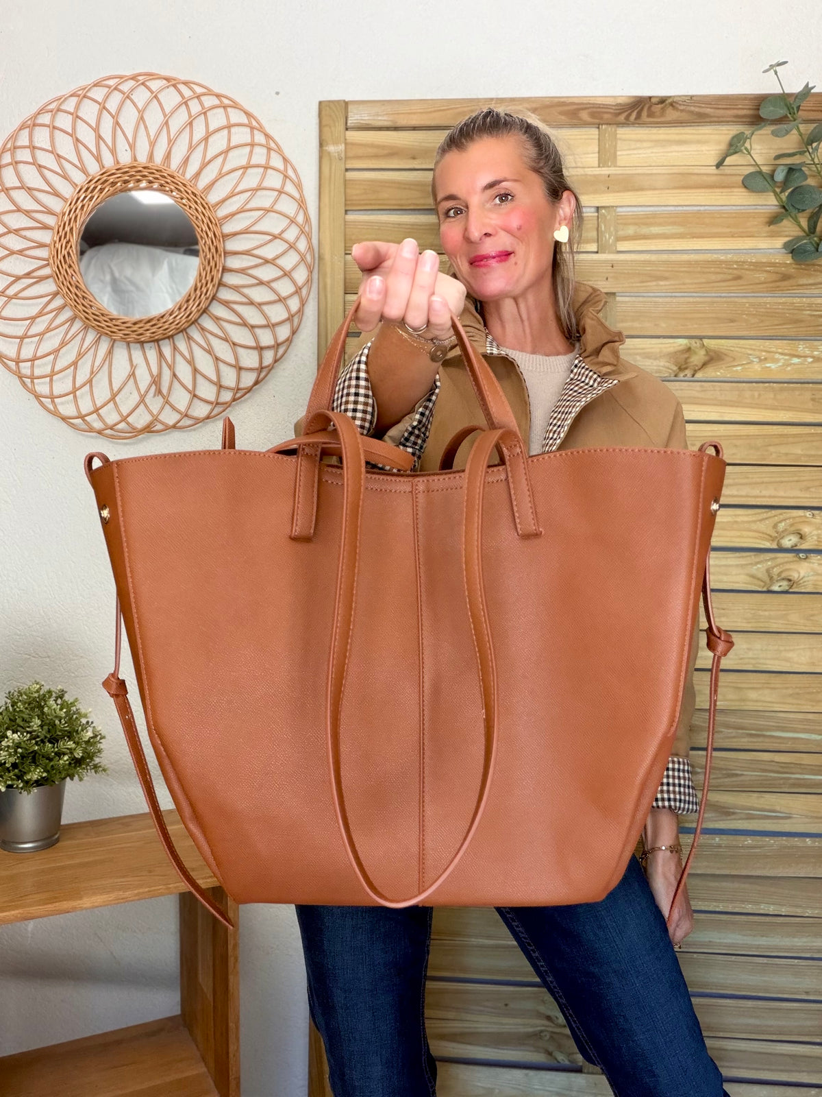 Grand Sac cabas 2 en 1 en simili cuir grainé - PAULE Camel grainé