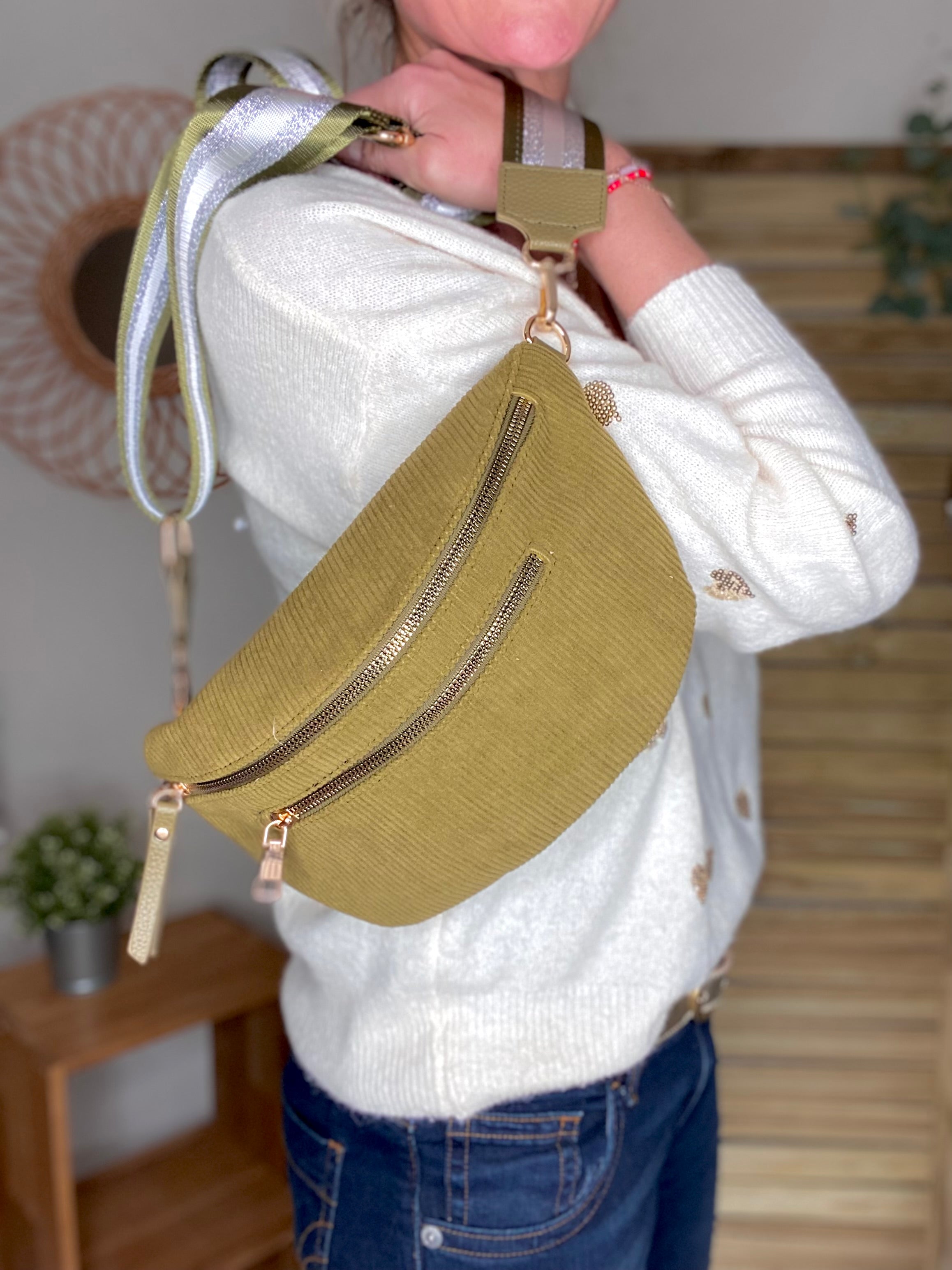 Sac banane L en velours côtelé 2 zips et sangle bicolore - ASHLY - Kaki