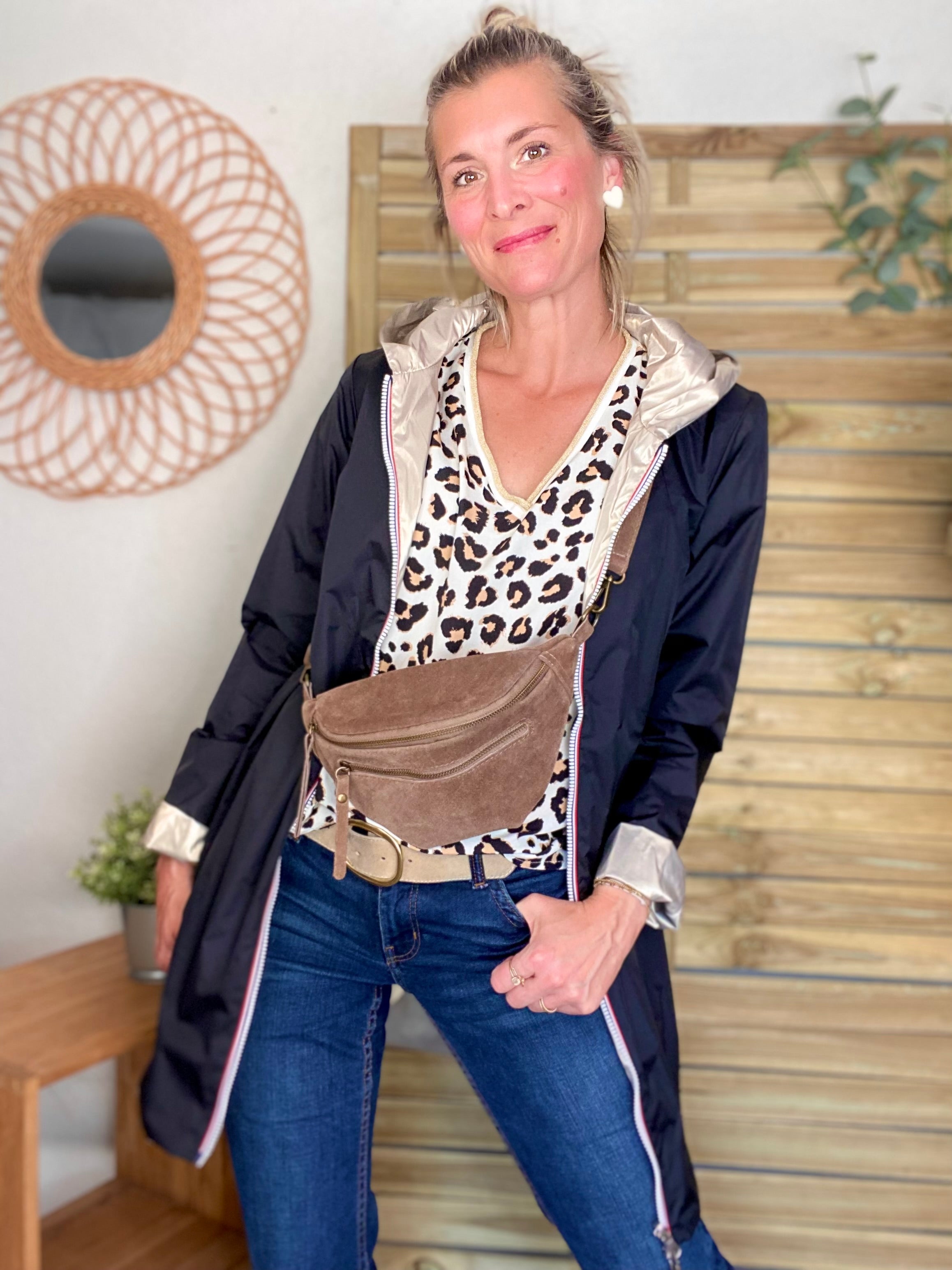 Top imprimé Léo col V avec lurex MISHA - Noir