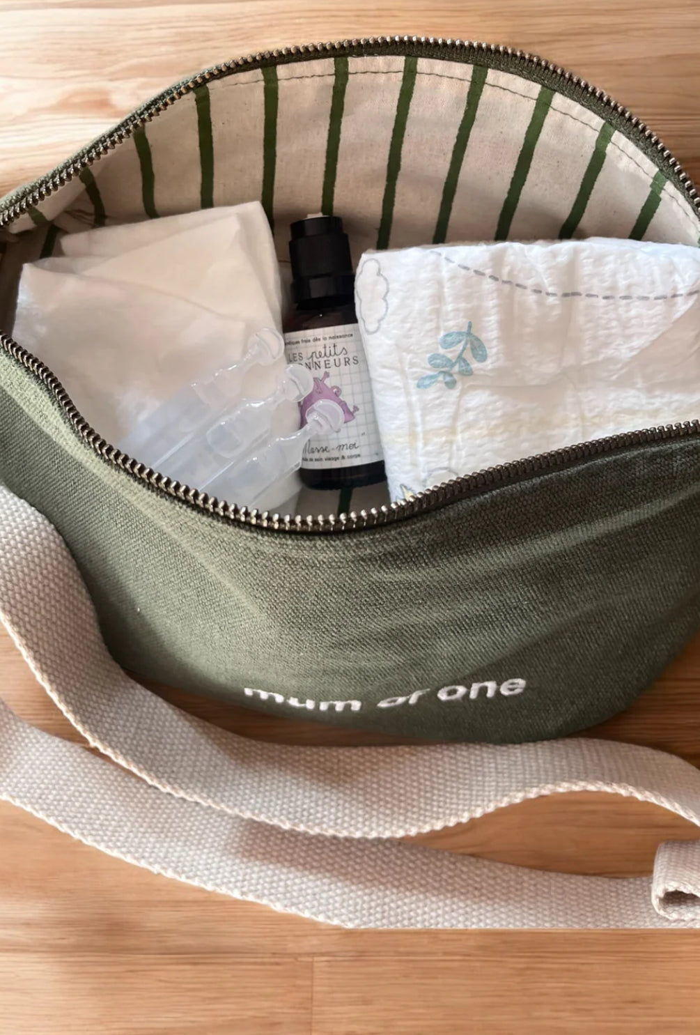 Sac banane en toile MUM OF - Kaki - FAMILY IMPACT STORIES