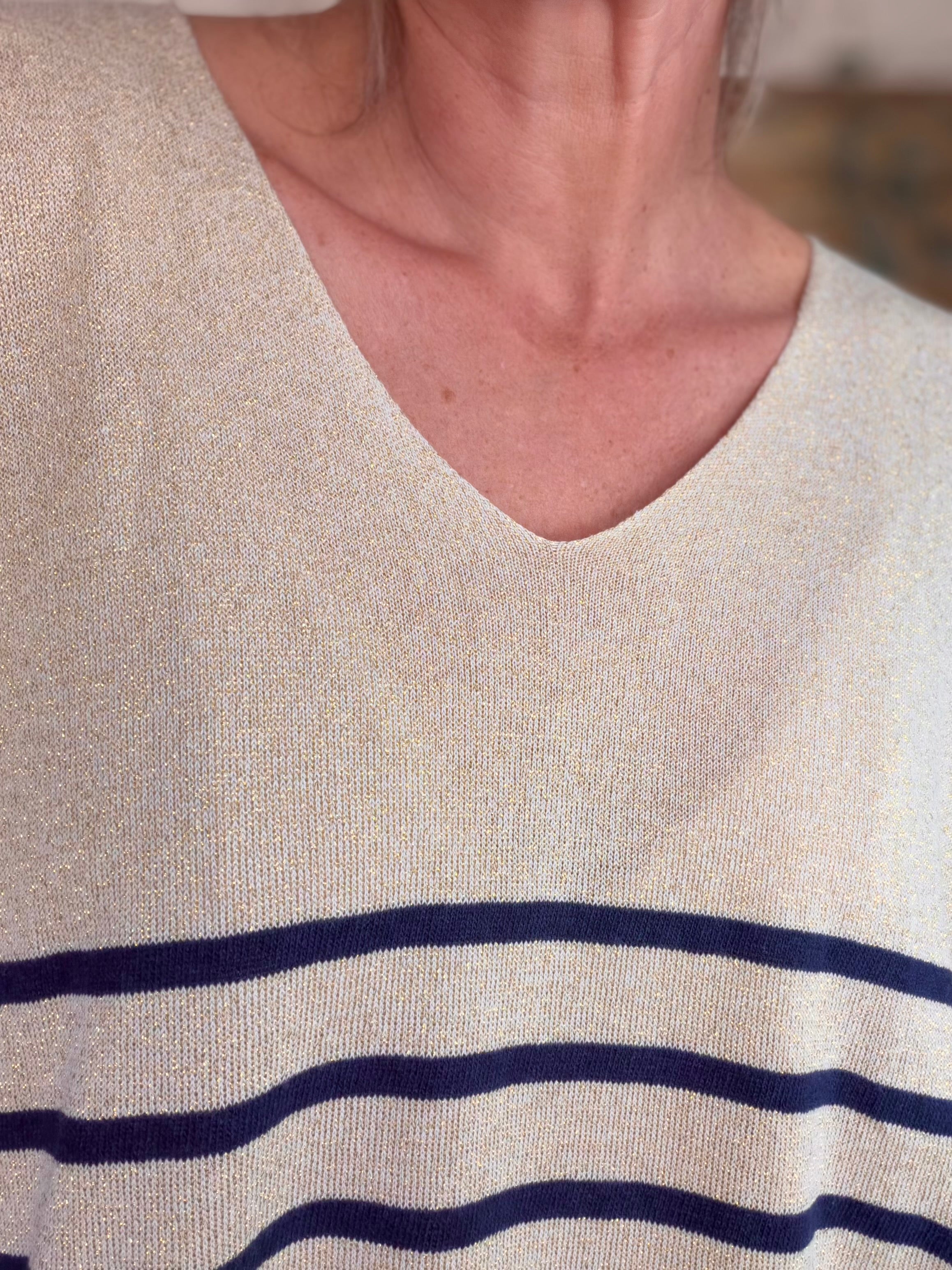 Top maille lurex col V IRINA Bleu marine