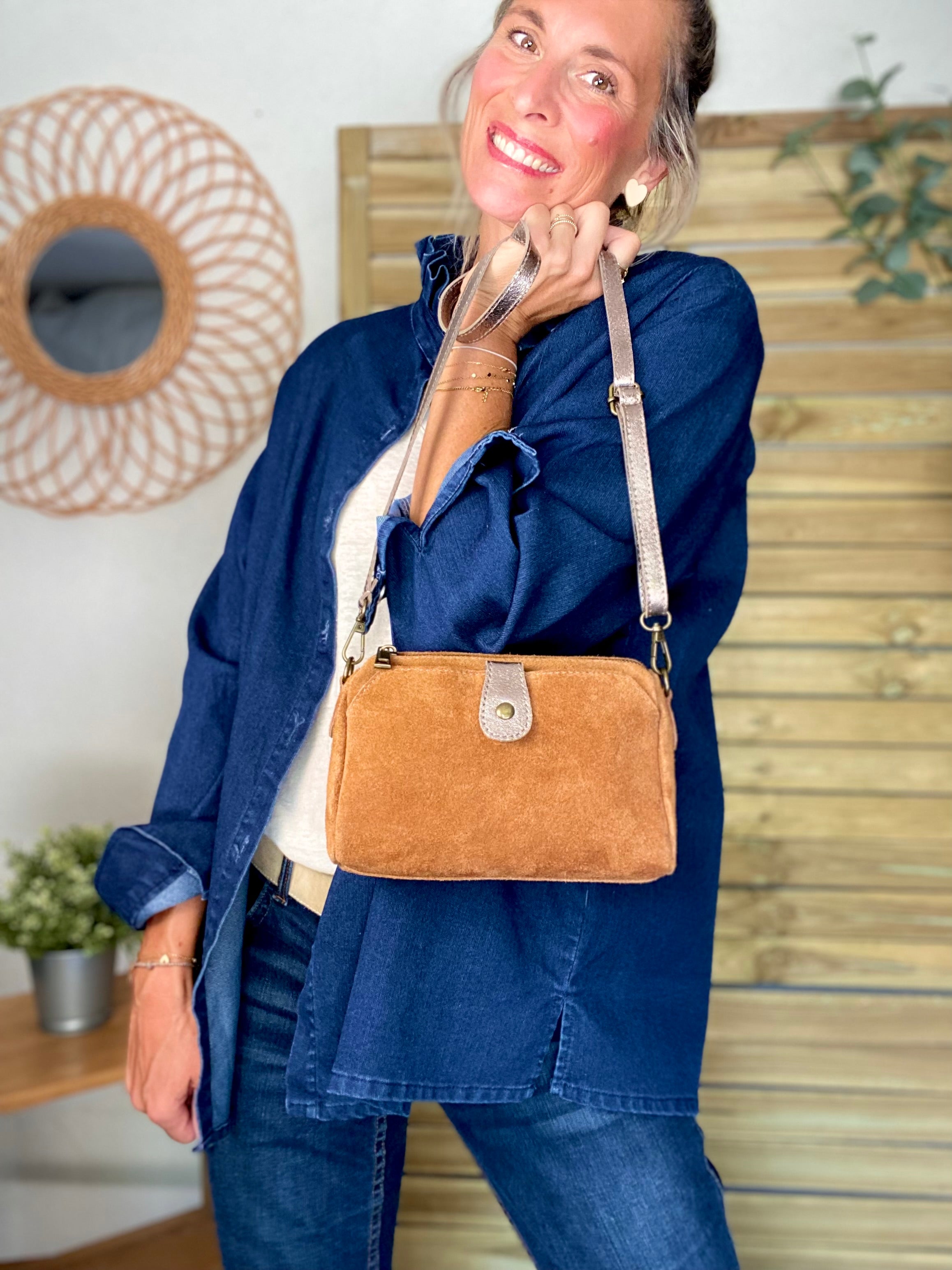 Sac bandoulière en cuir EZRA - Camel/Bronze