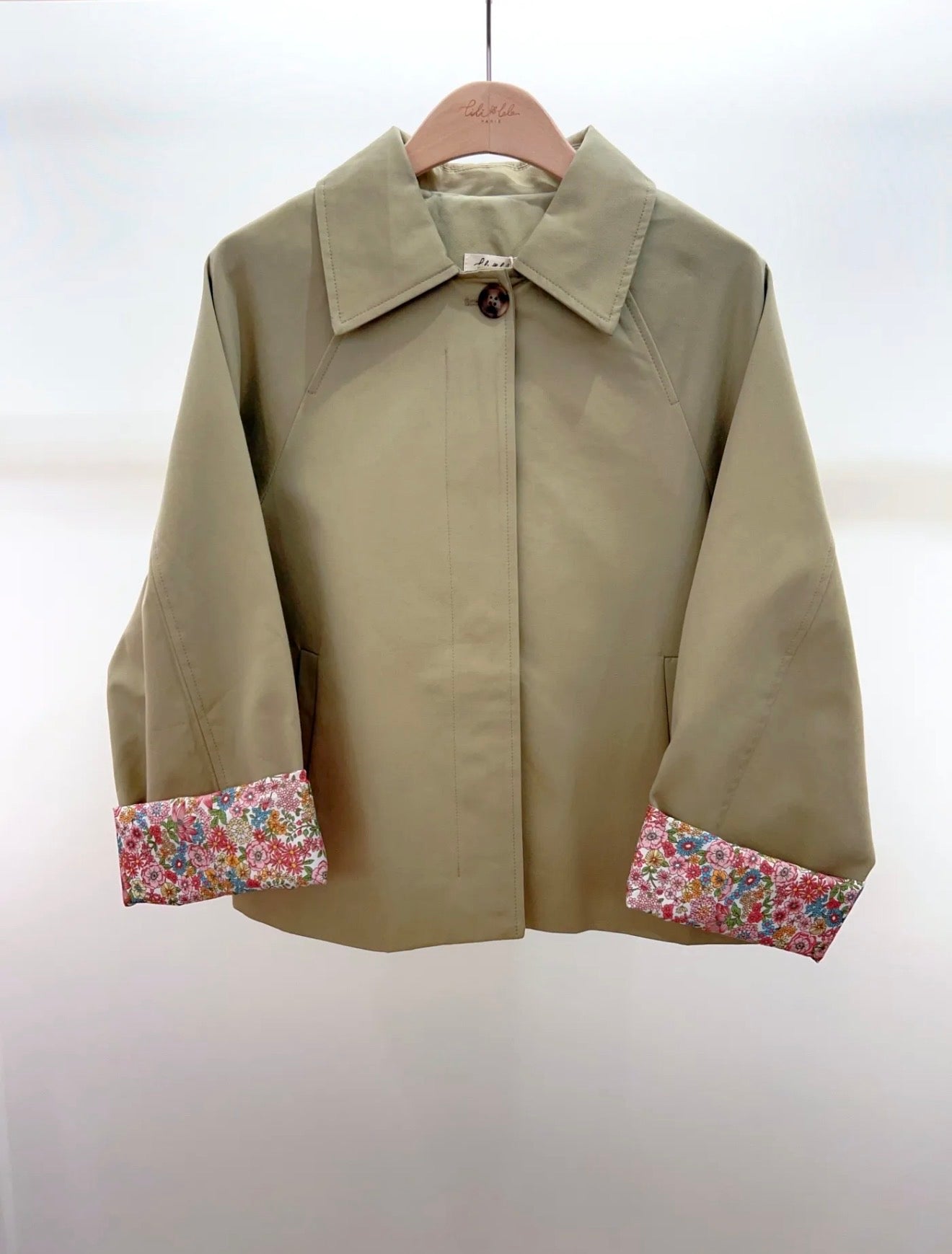 Veste Trench en coton Vert amande avec Liberty - MAHAUT - LILI et LALA