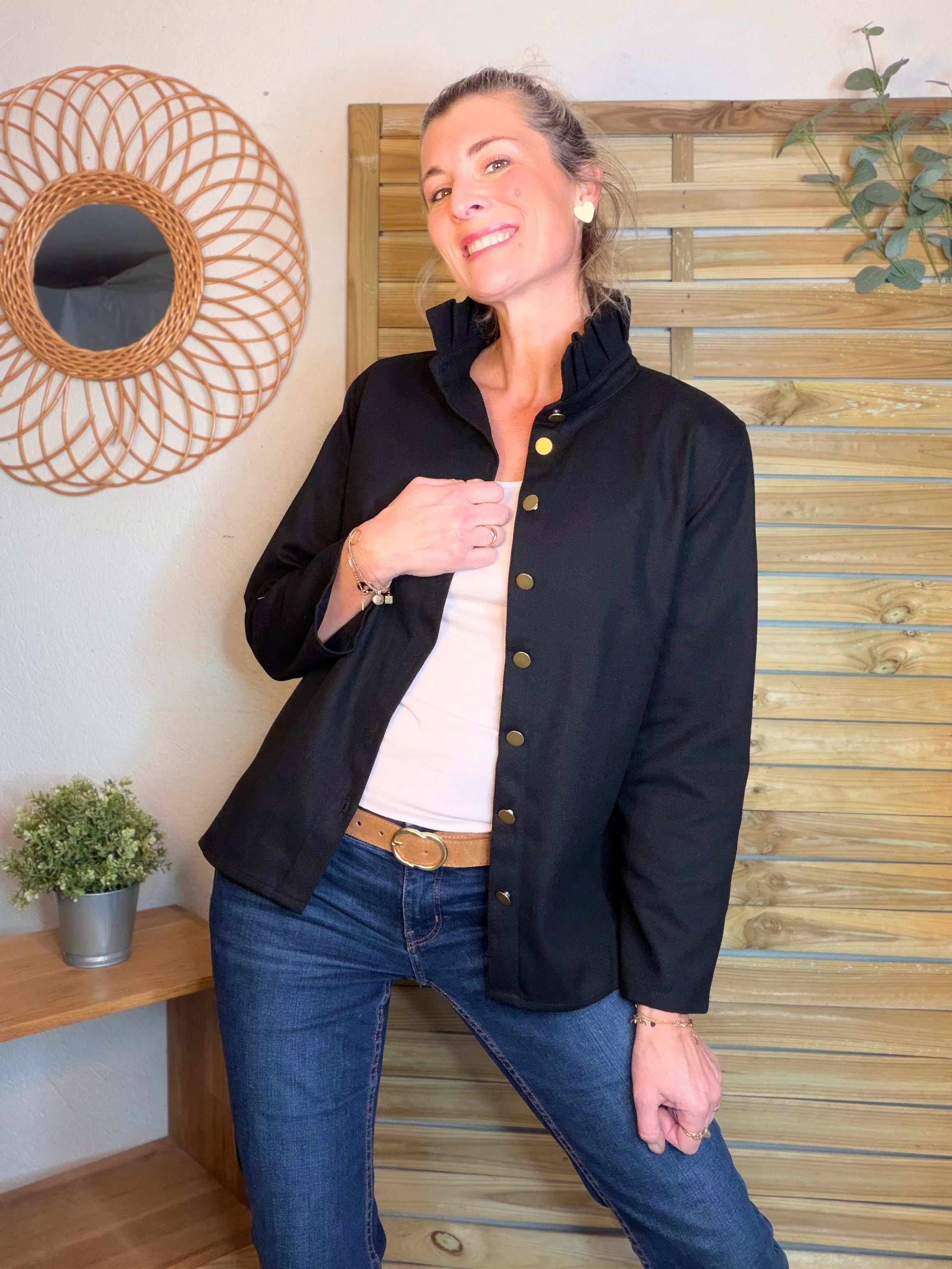 ⚡️ ARRIVAGE - Veste / Chemise en coton, col victorien volanté Beige taupe HILLARY - Noir