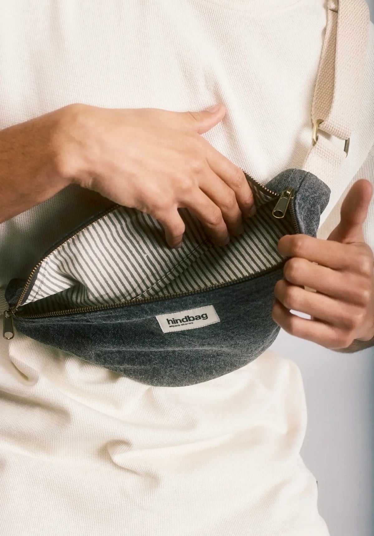 HINDBAG OLIVIA - Sac banane Denim gris foncé
