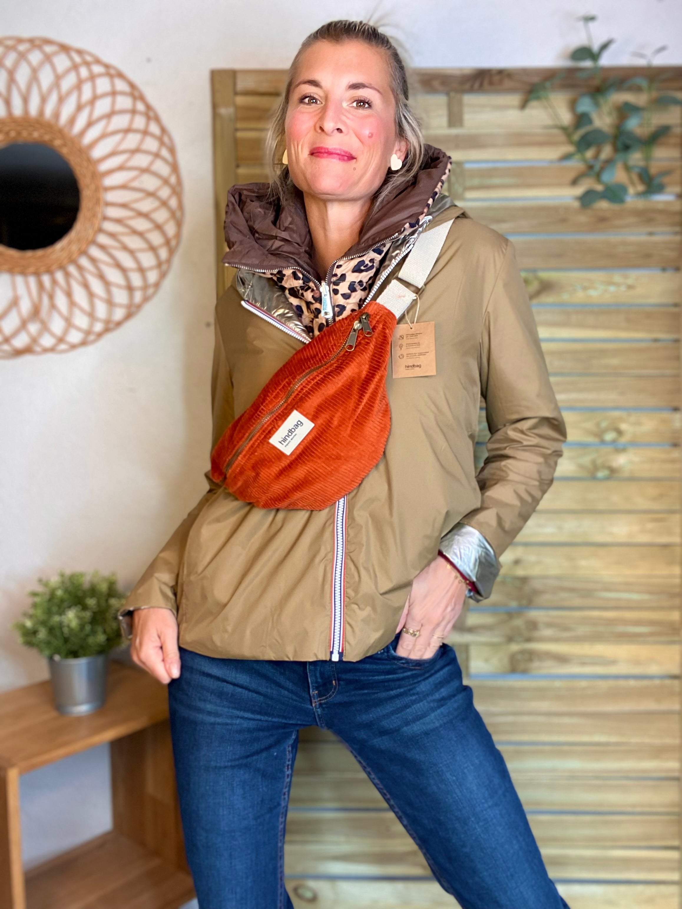 Sac banane HINDBAG Olivia Velours Brique