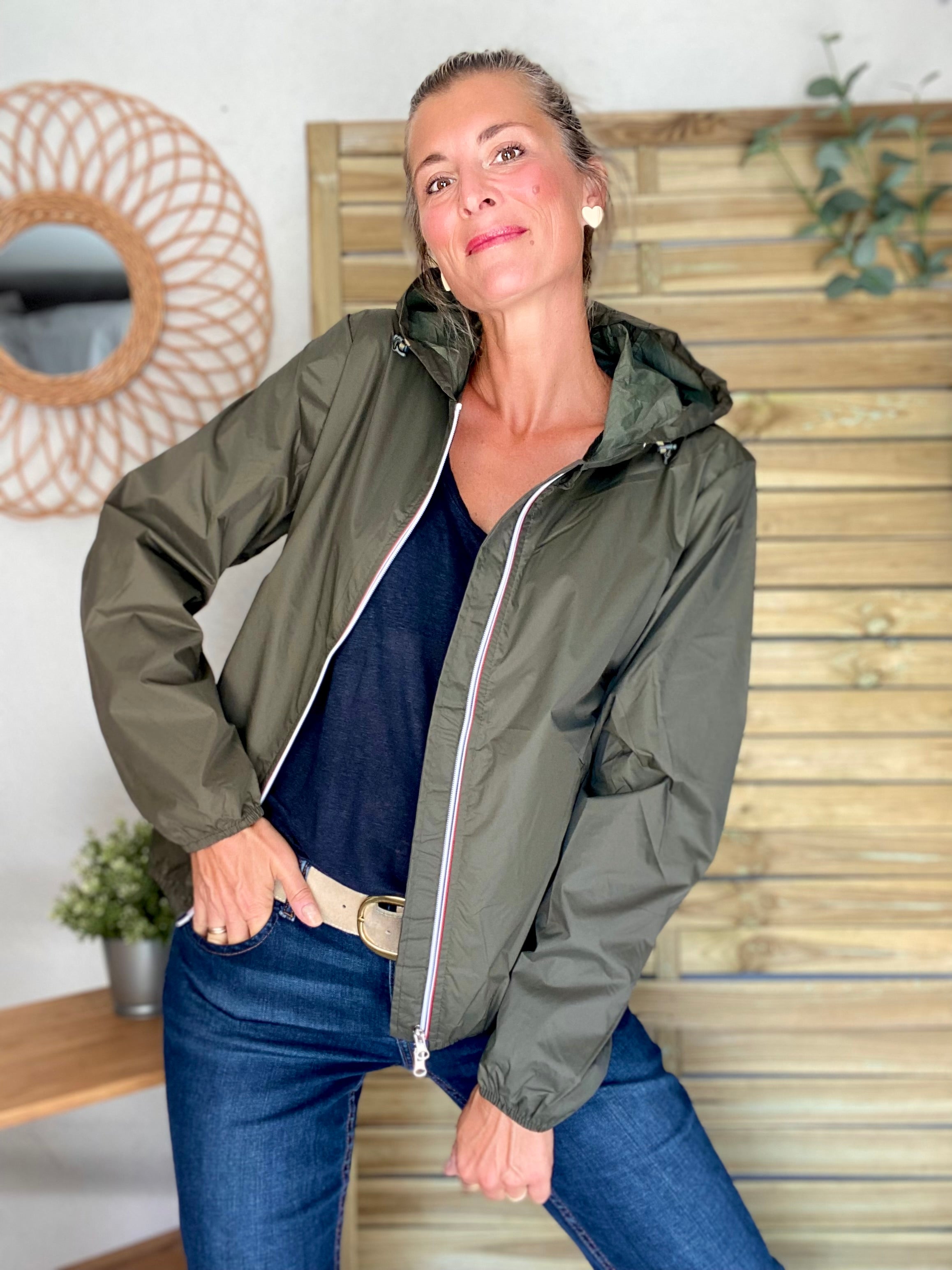 Coupe vent imperméable ANNA COURT Kaki - LAURA JO - DÉSTOCKAGE sur Tailles L et XL