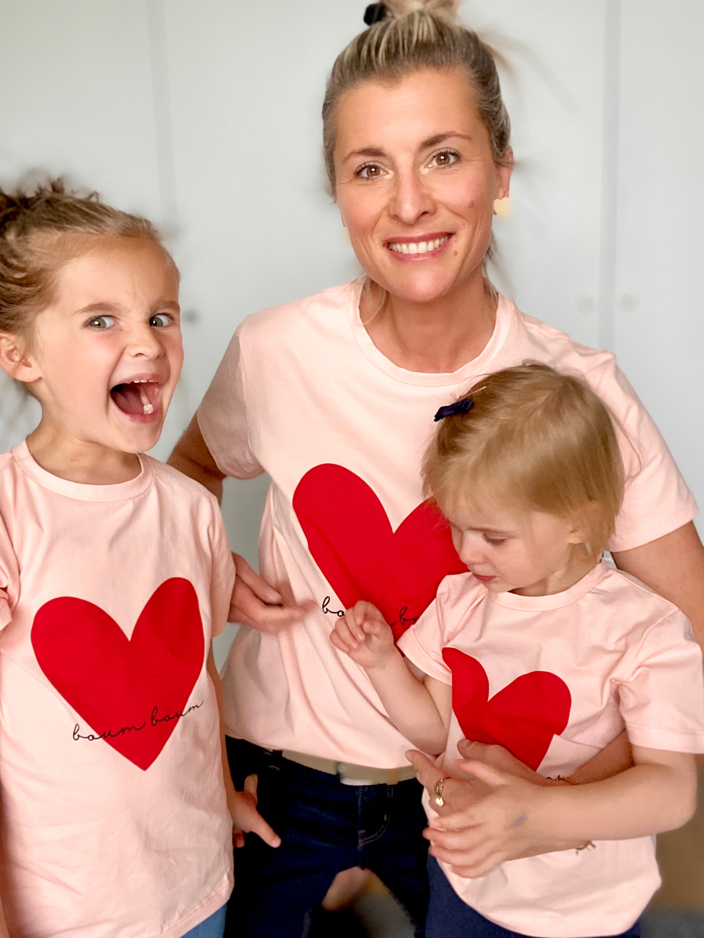 Tee shirt FAMILY rose, coeur rouge BOUM BOUM - taille 2 ans au XL - FIN DE SÉRIE