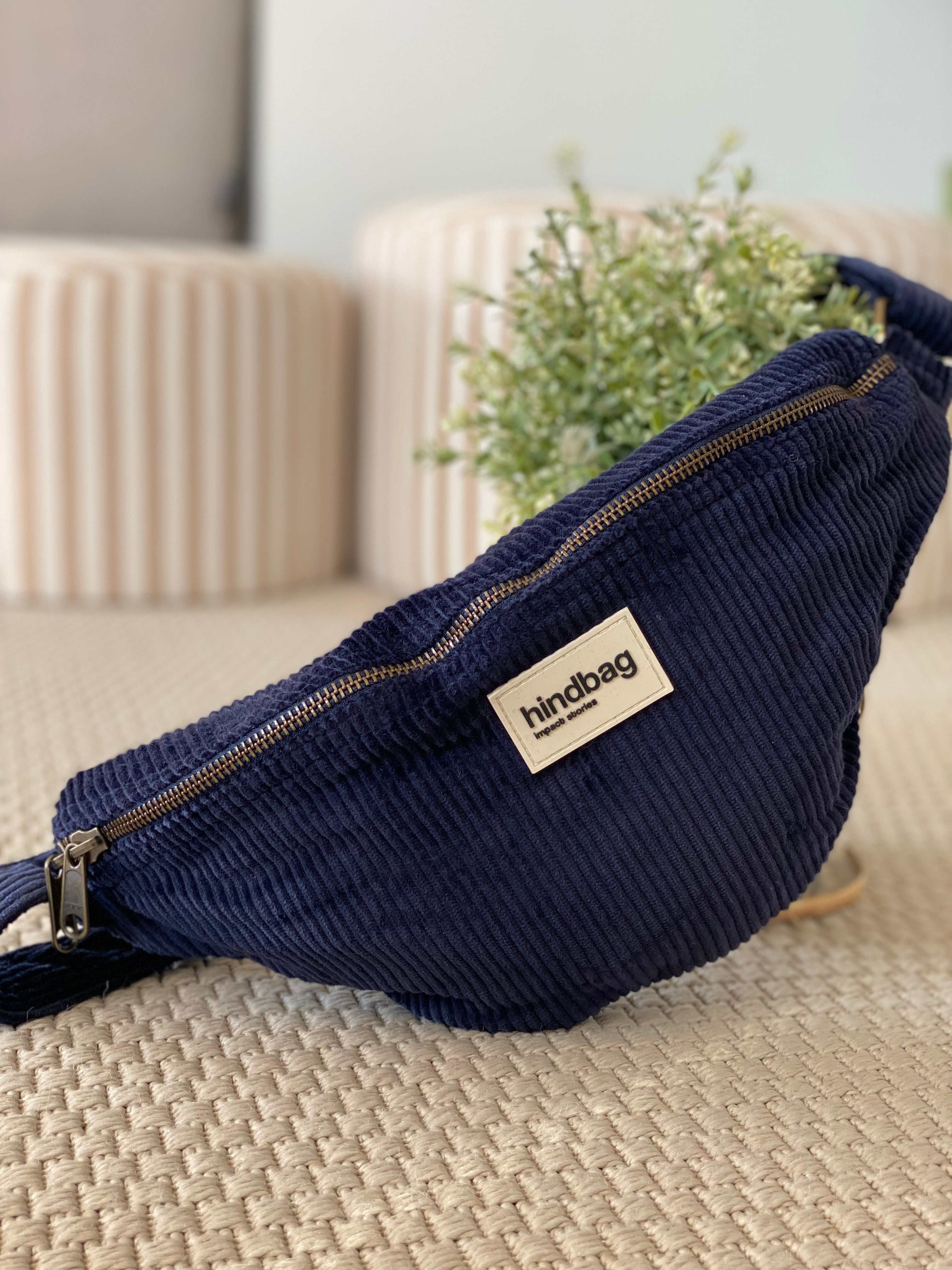 Sac banane XL HINDBAG Sasha Velours Marine