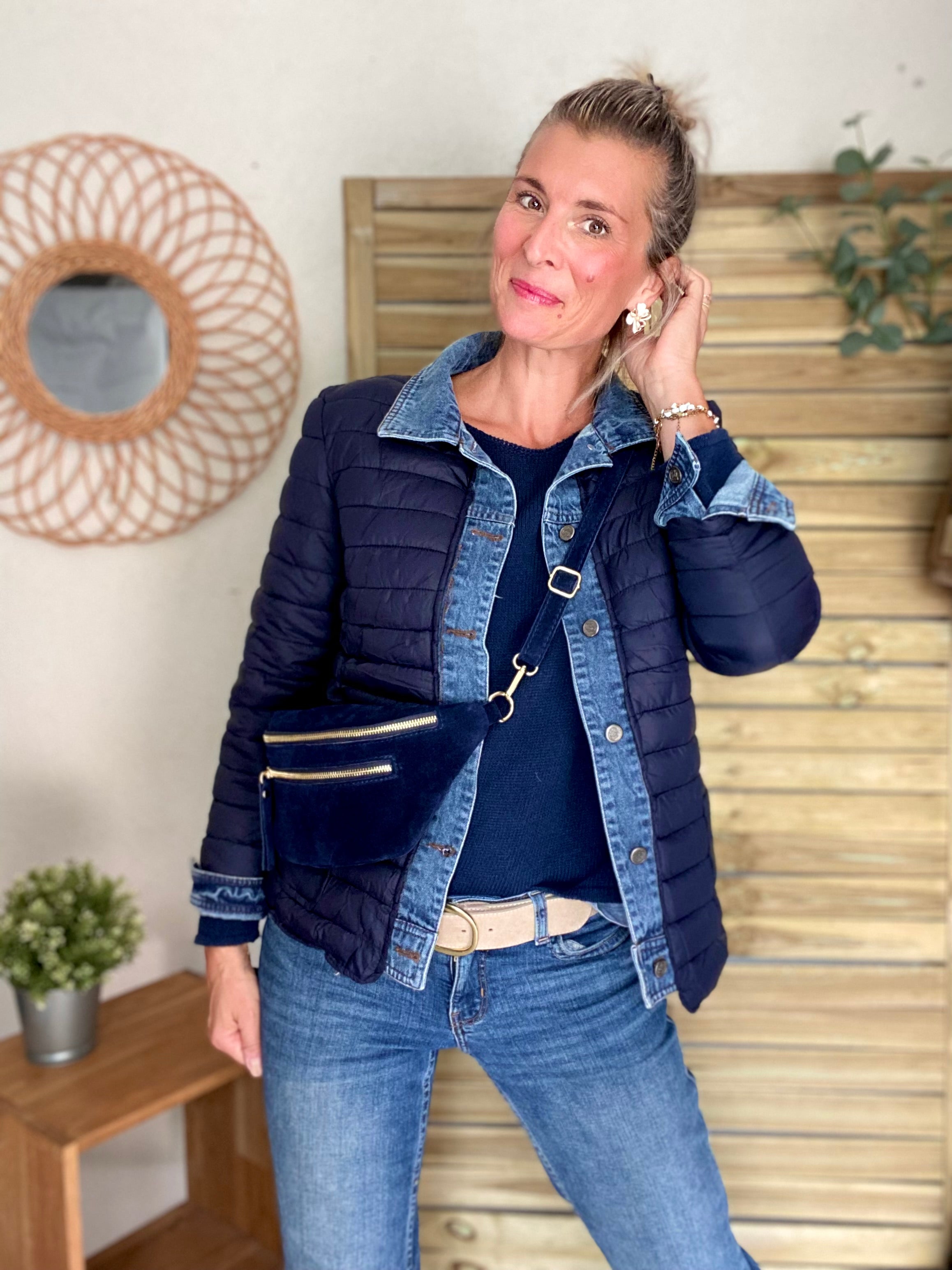 *** PROMO - Tailles 34 (XS), 36 et 52 (6XL) - Veste Jean / Doudoune légère JACKIE - Bleu marine