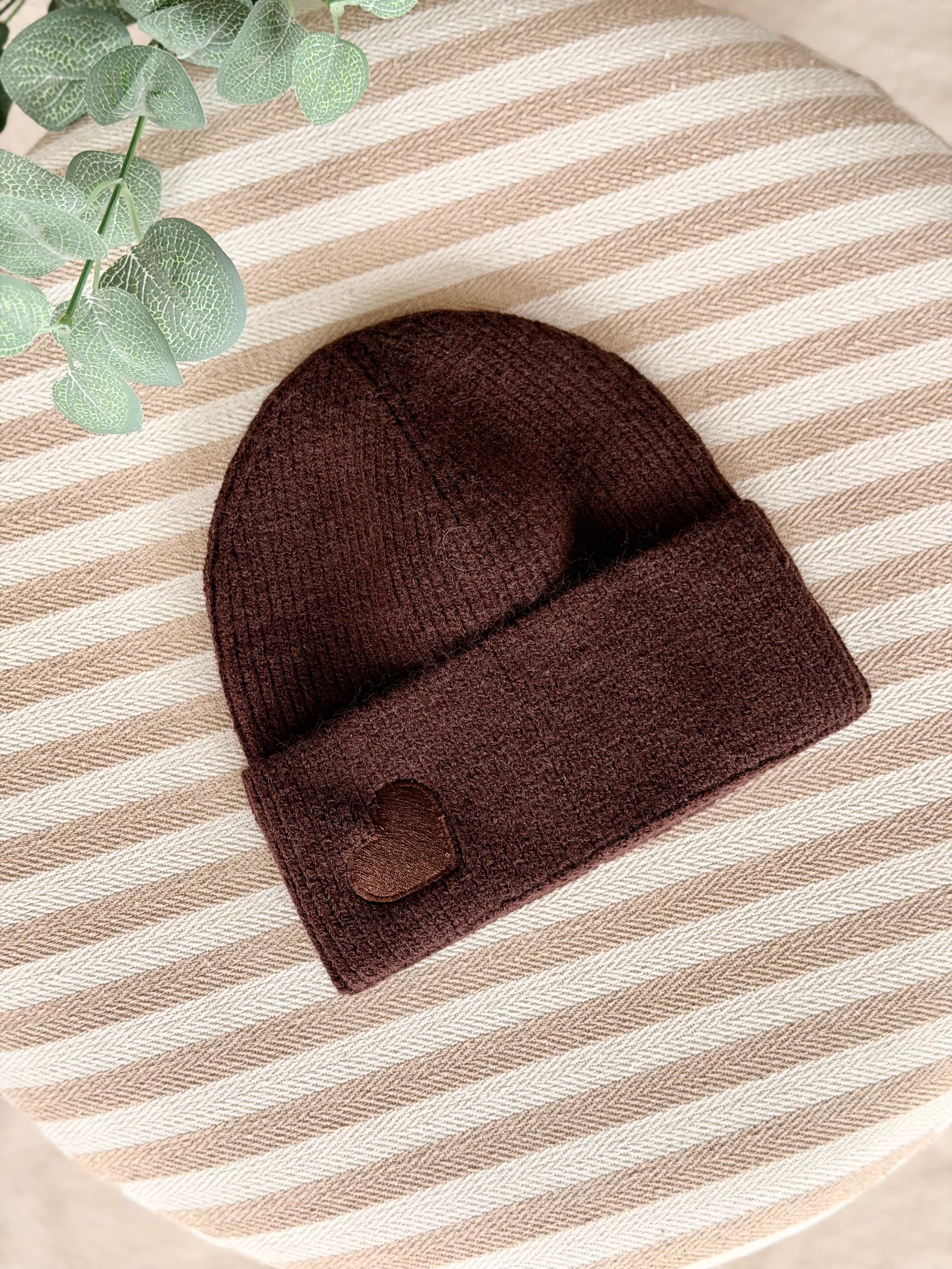 Bonnet avec écusson cœur ARTHUR