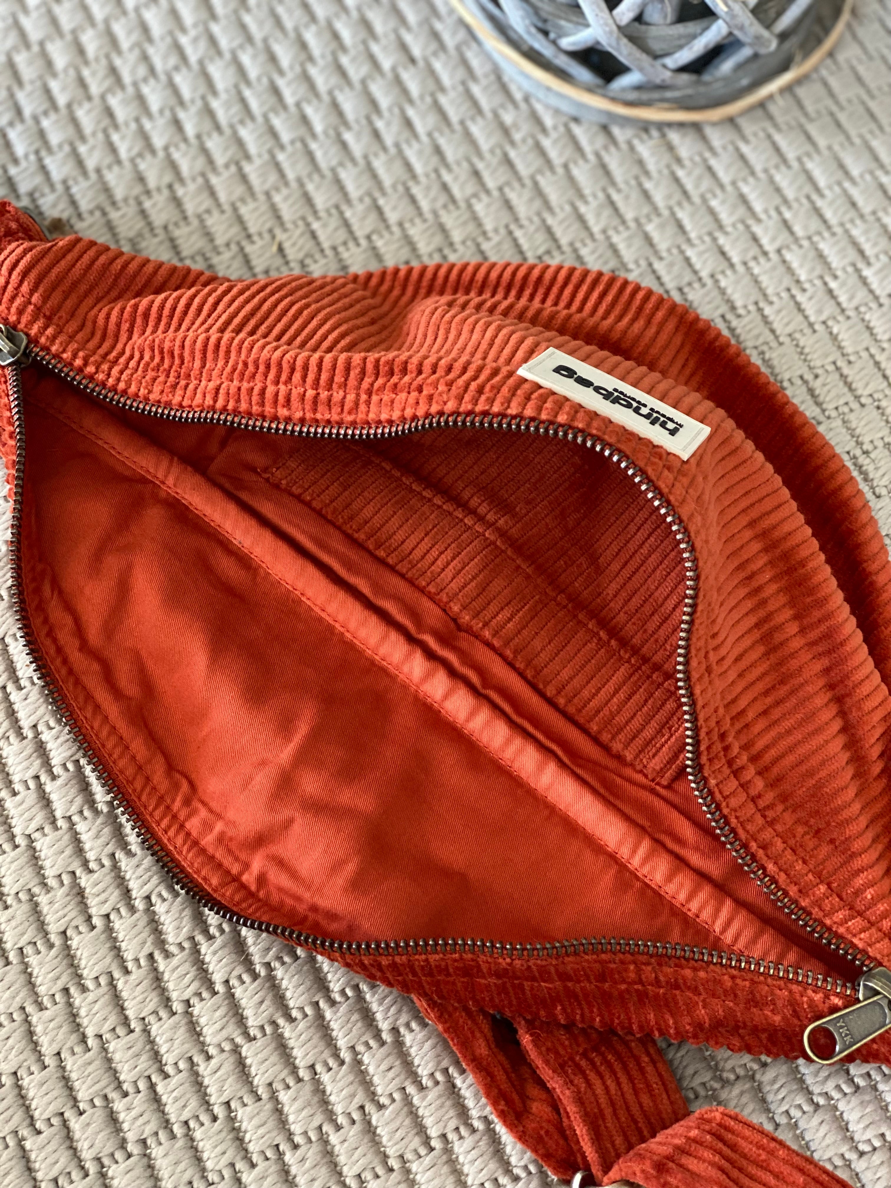 Sac banane XL HINDBAG Sasha Velours Brique