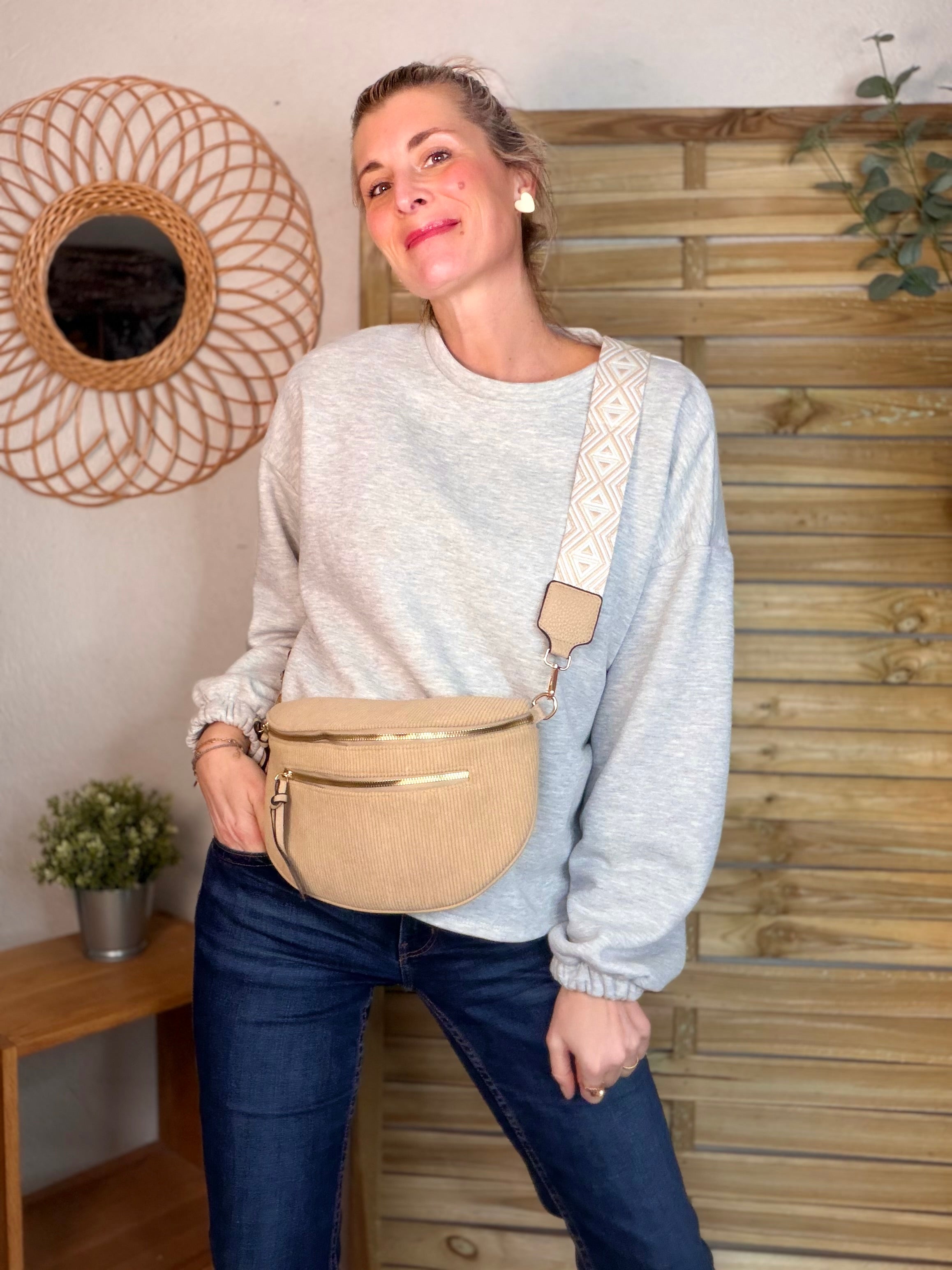 Sac banane en velours côtelé, sangle fantaisie - KATY - Camel clair