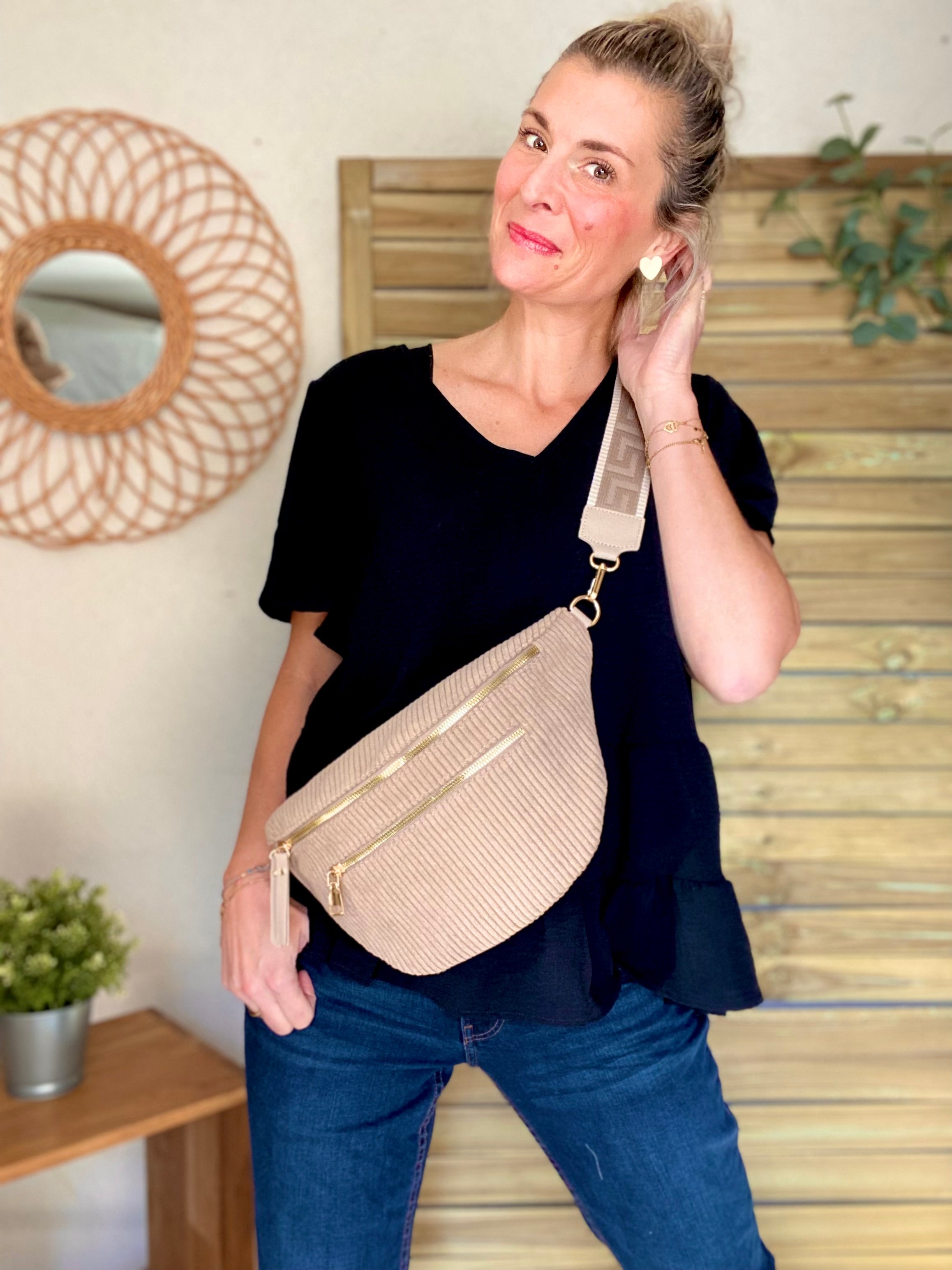 Sac banane XL en velours côtelé 2 zips et sangle fantaisie - WENDY - Taupe