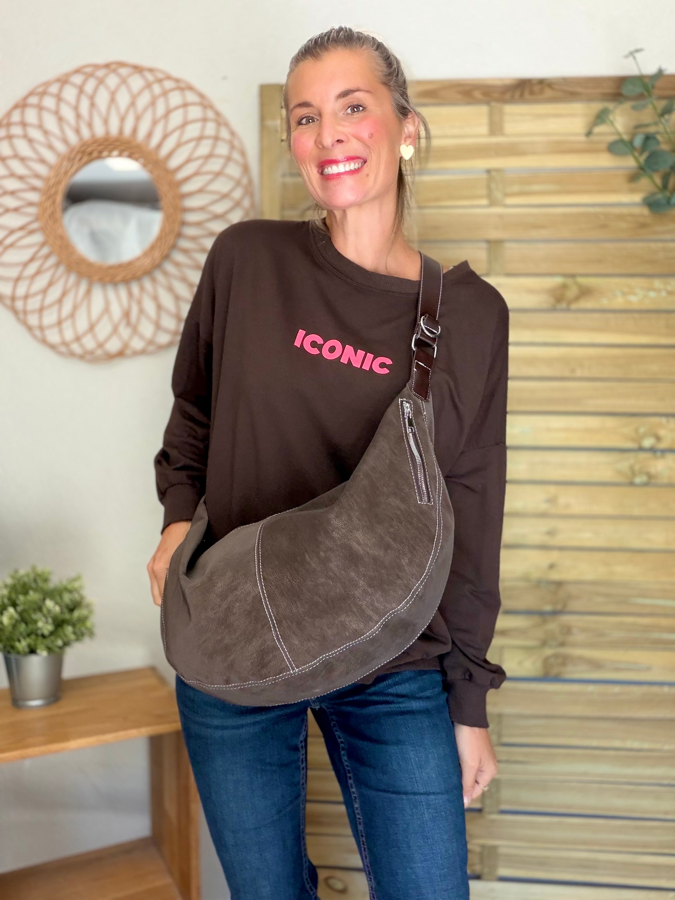 Sac besace XXL en simili cuir brossé - HAROLD Chocolat