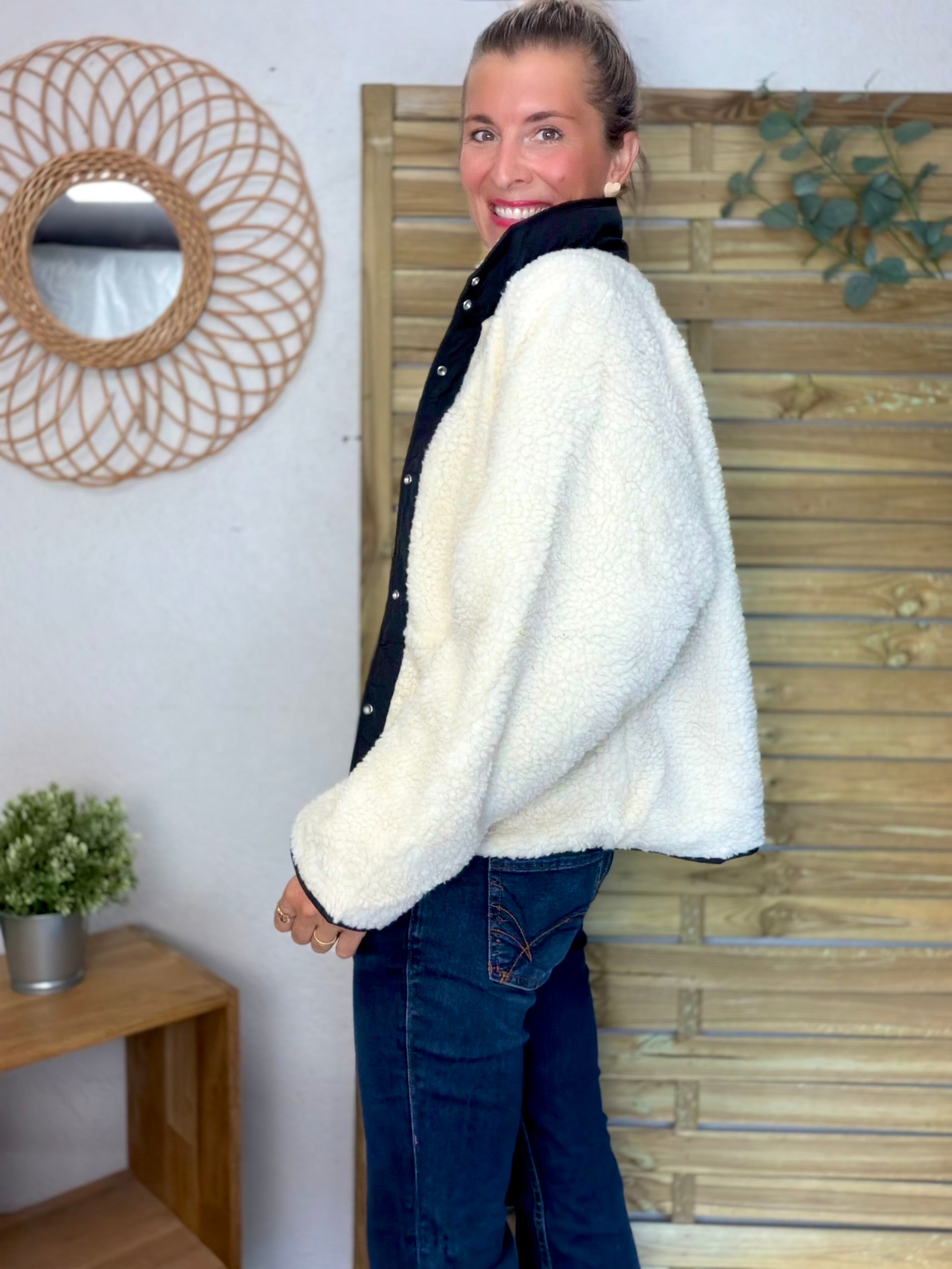 Veste matelassée réversible Sherpa AMÉLIE Noir / Écru