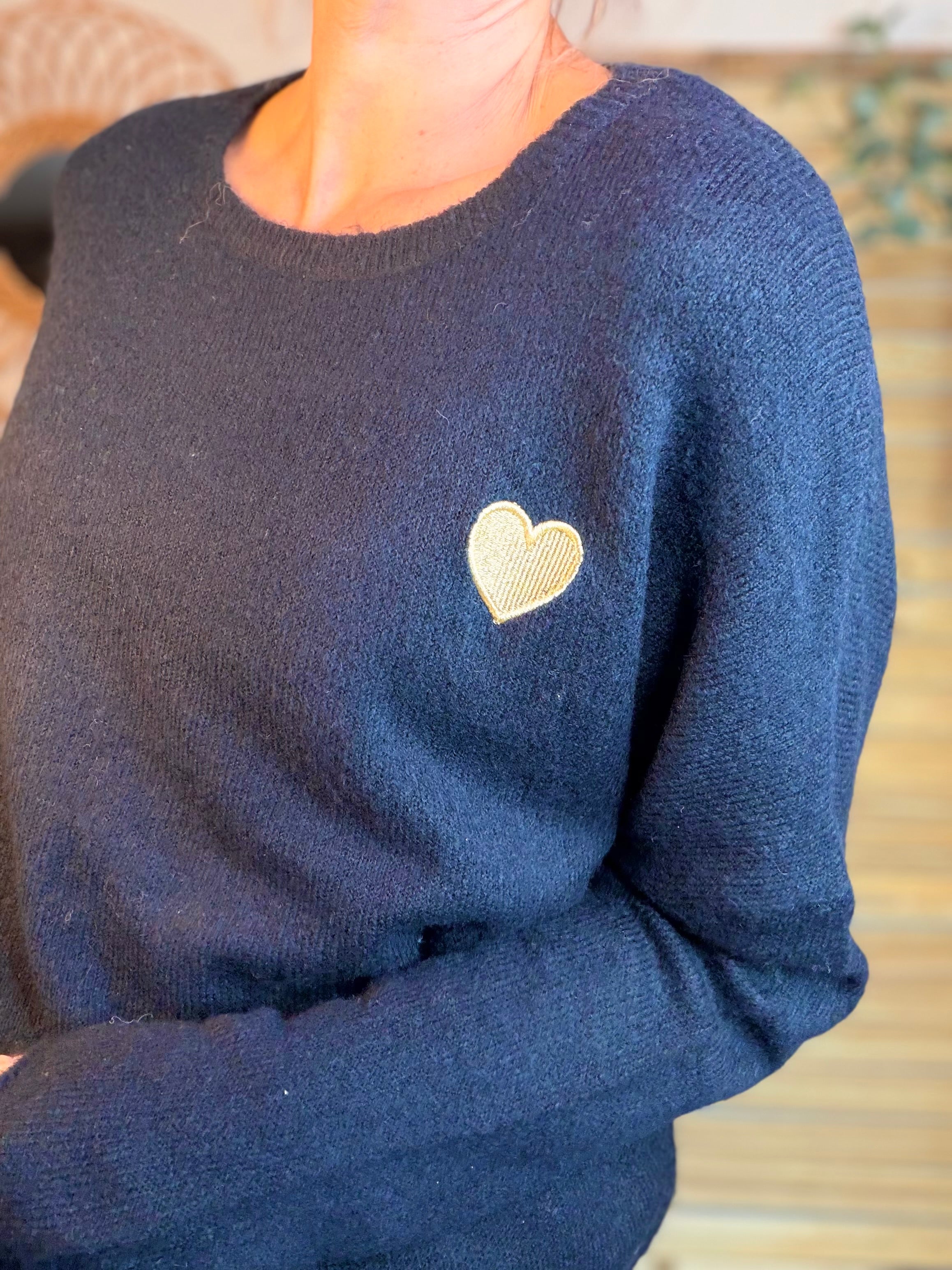 Pull léger en maille cœur doré brodé 💛 MELISSA - Bleu marine