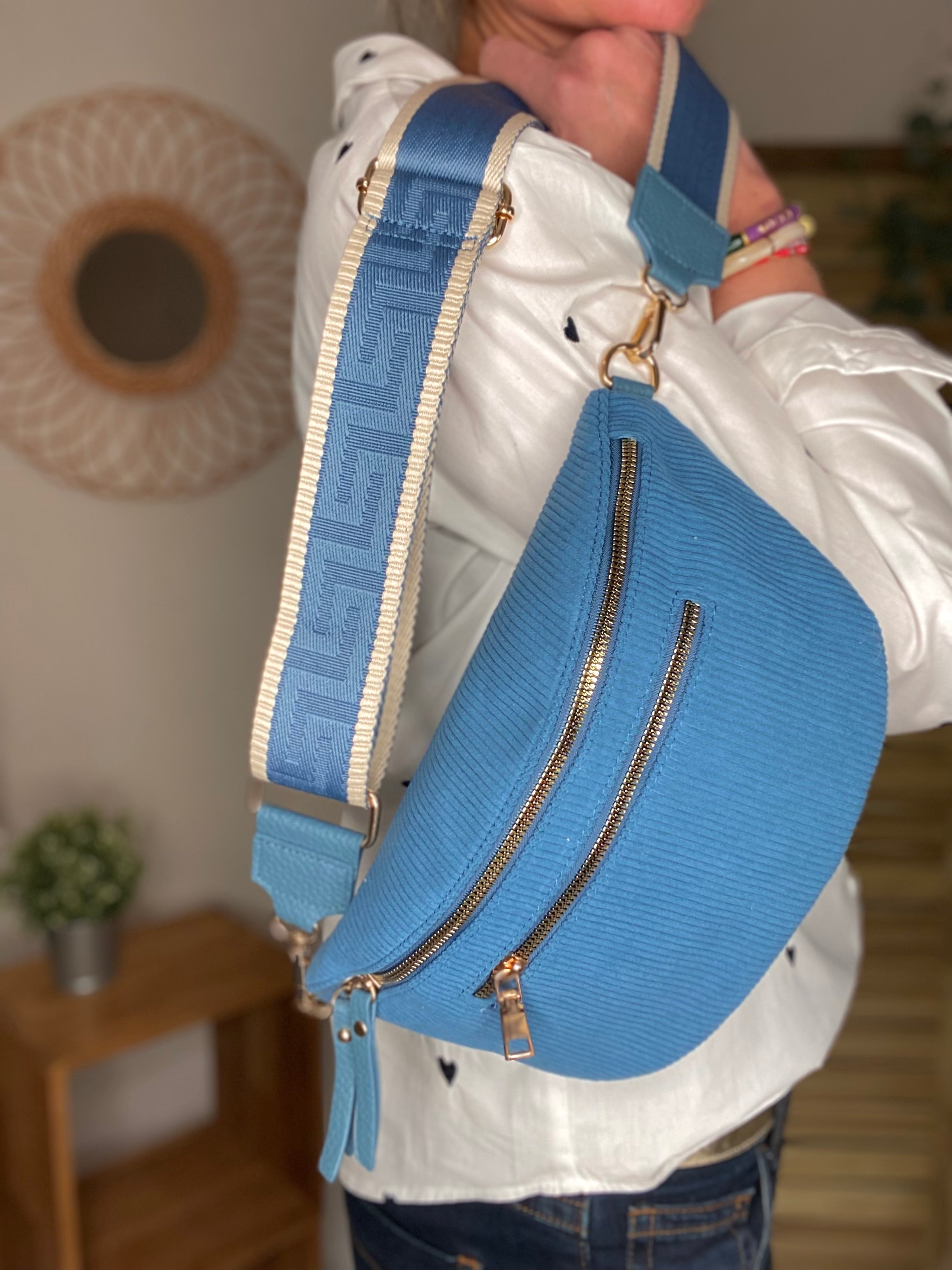 Sac banane L en velours côtelé 2 zips et sangle fantaisie - ASHLY - Bleu jean