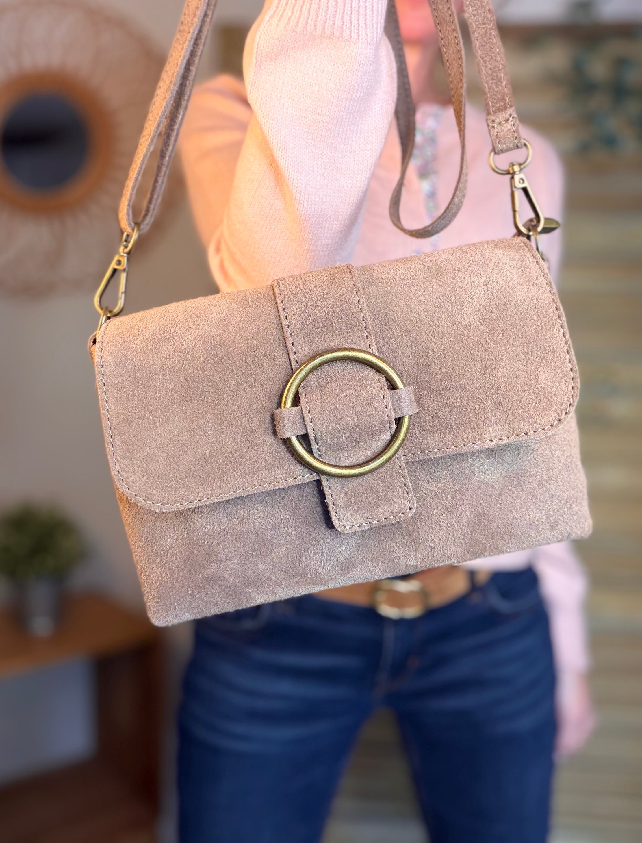 Sac bandoulière en croute de cuir BLAKE - Taupe