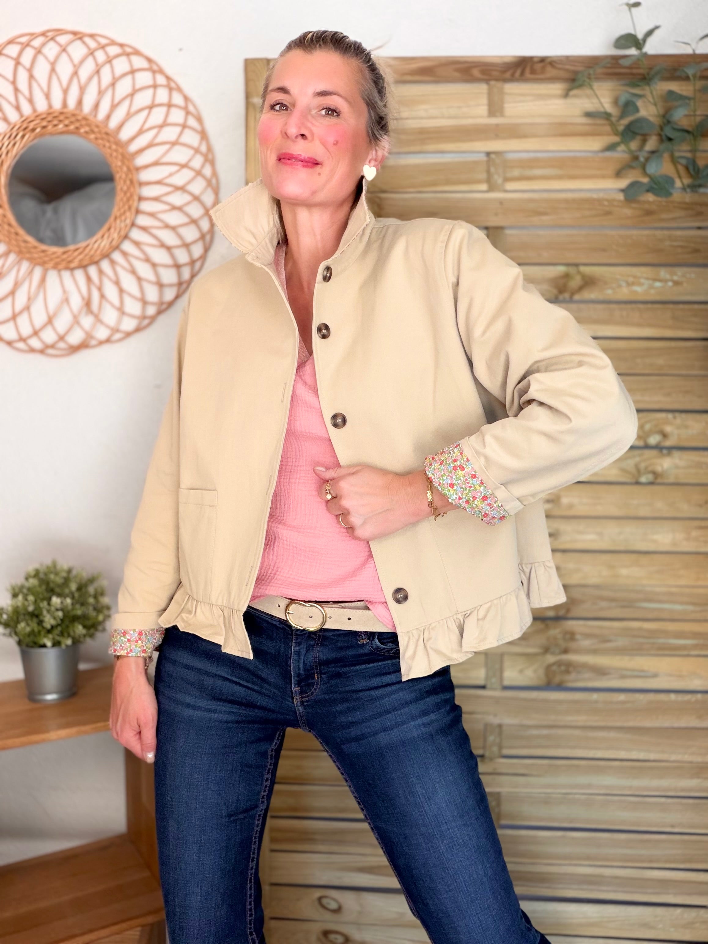 Veste Trench avec volants et Liberty, en coton beige HERMIONE - LILI et LALA