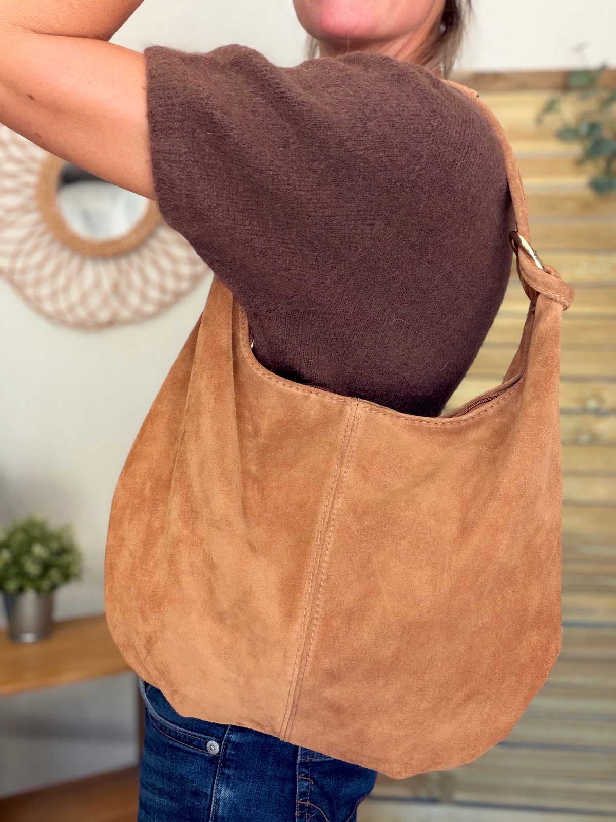 Sac besace hobo en cuir daim souple avec anneaux WILLIAM - Camel