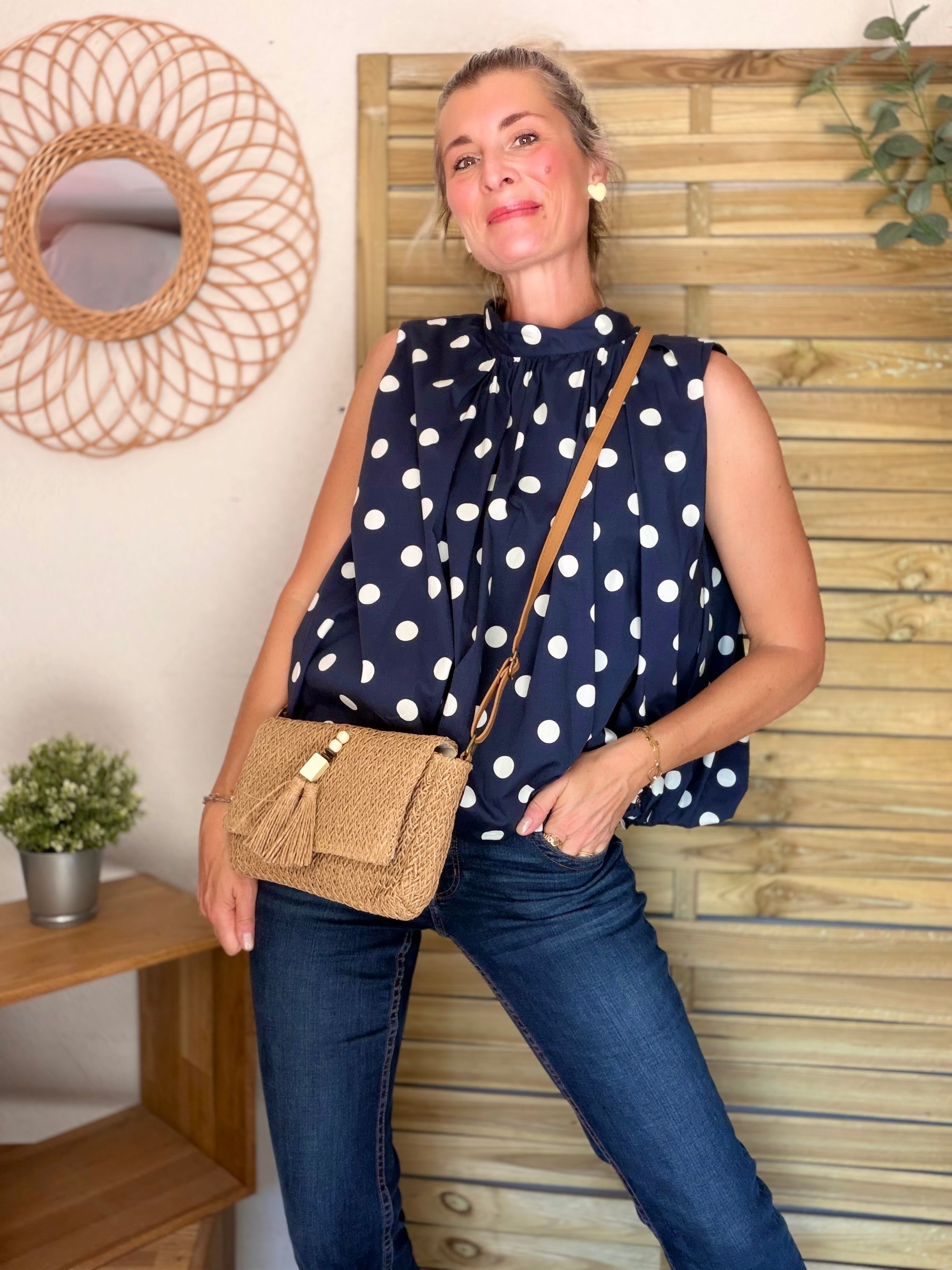 Sac à main avec pompon en raphia ISORA Camel