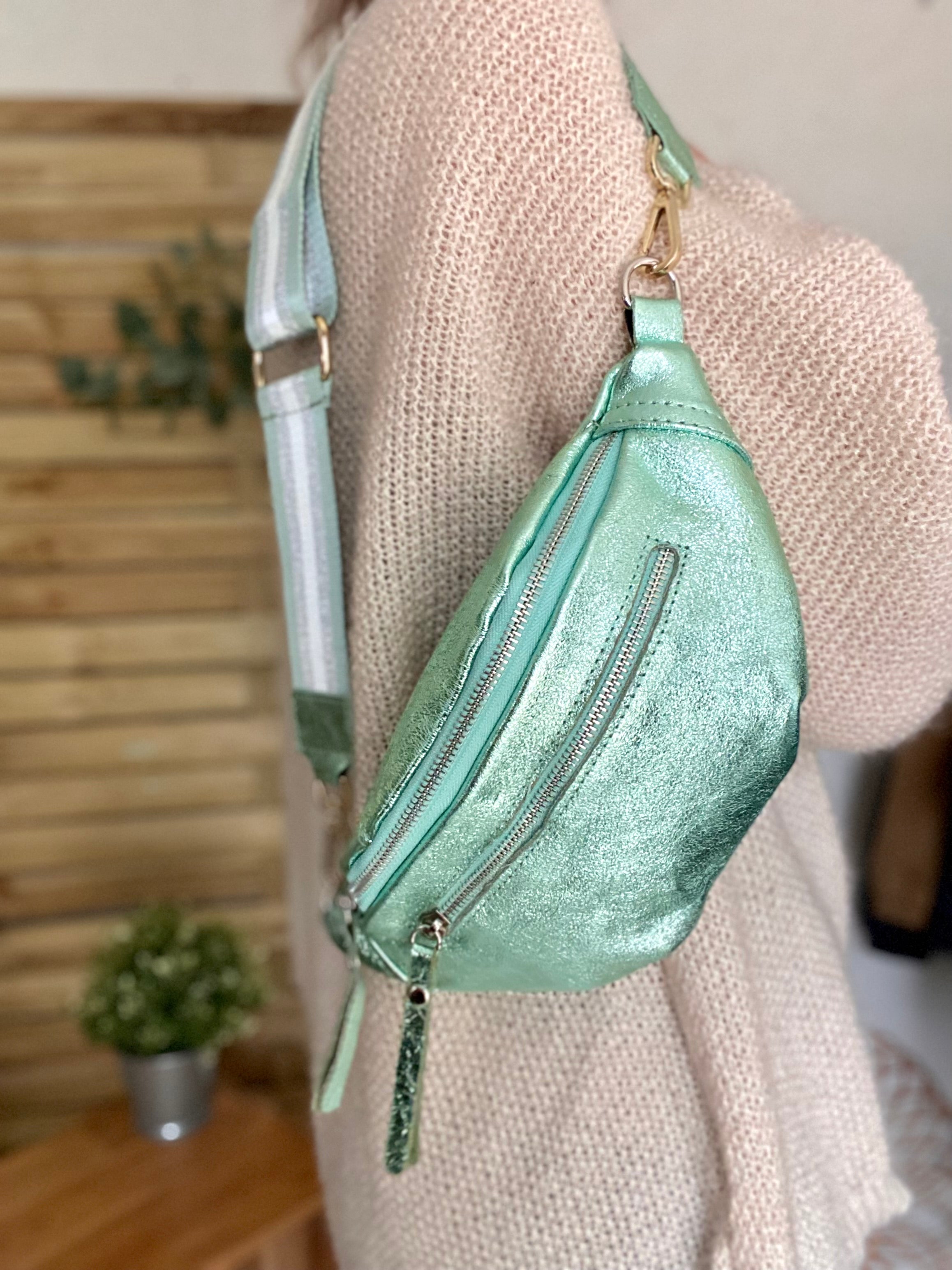 Sac banane en cuir irisé double poche - OPALE  - Vert d’eau