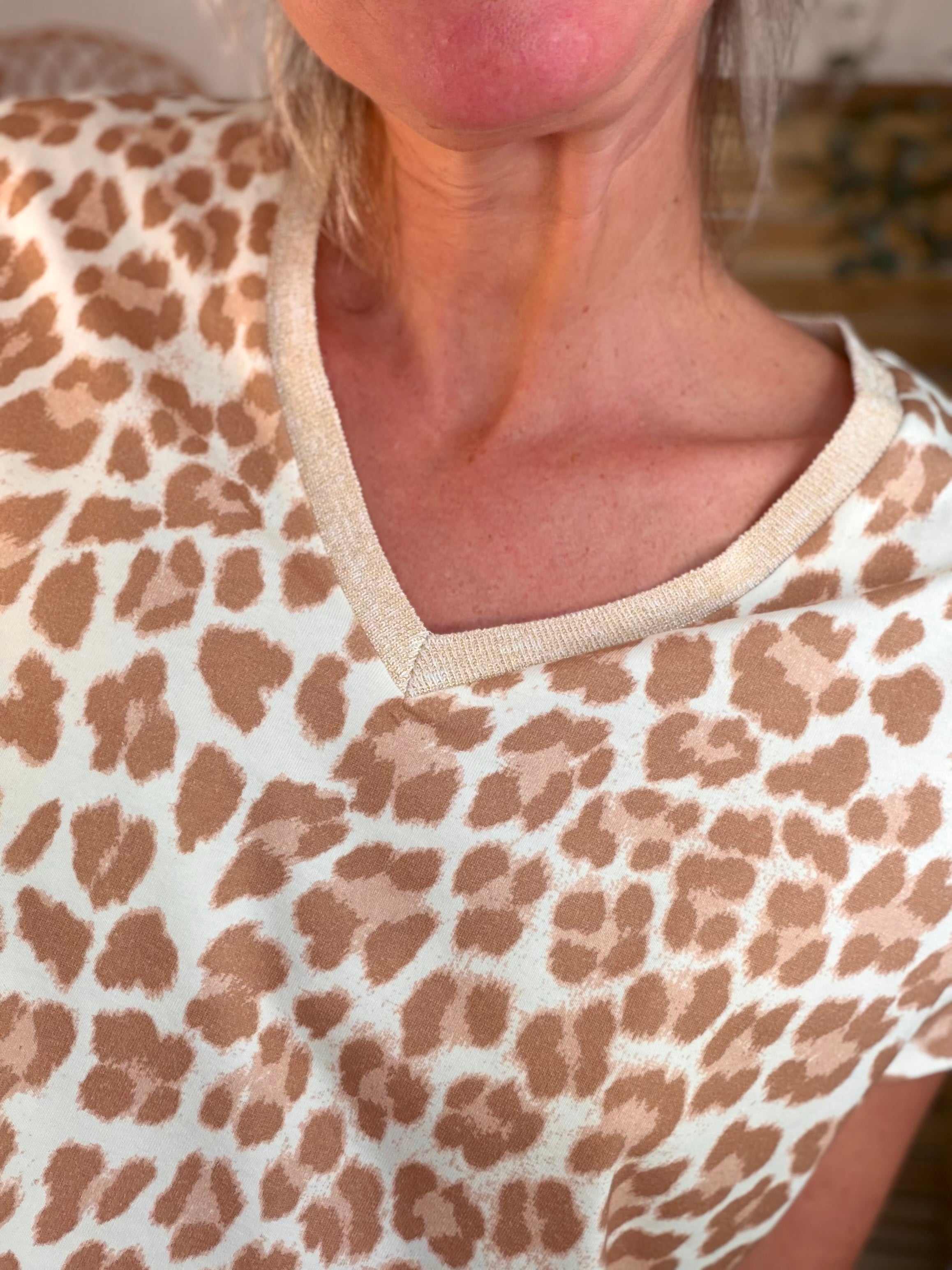 Top imprimé Léo col V lurex MIRTA - Camel