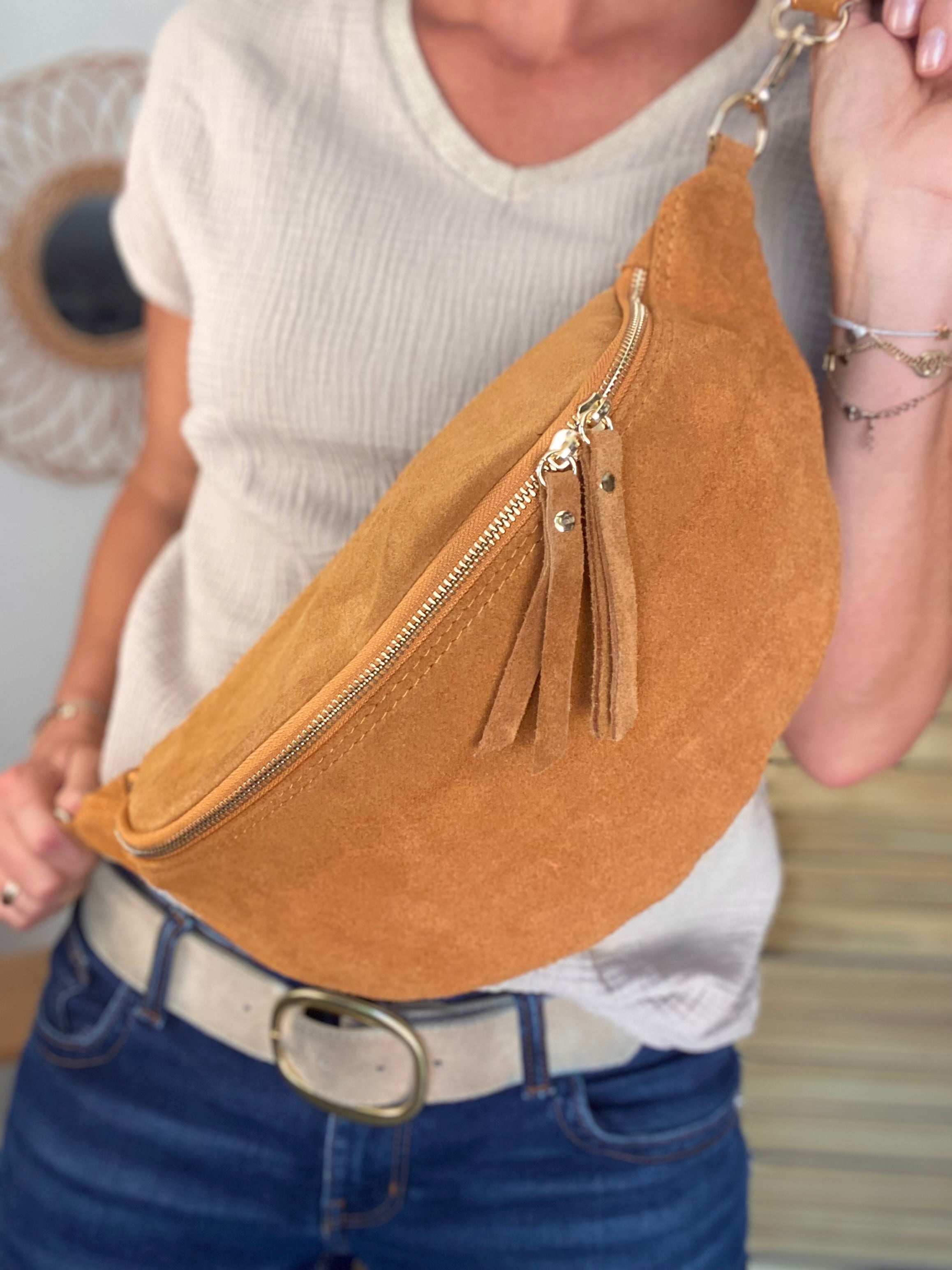 Sac banane XL en croite de cuir - JANE - Camel