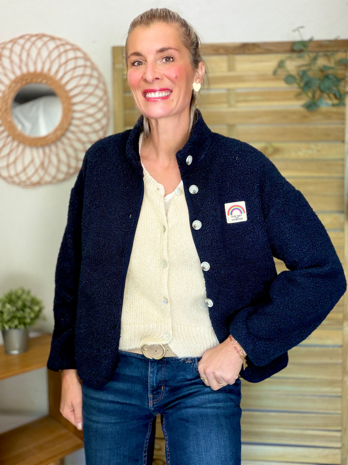 Veste Sherpa boutonnée écusson Arc-en-ciel ÉNORA Bleu marine