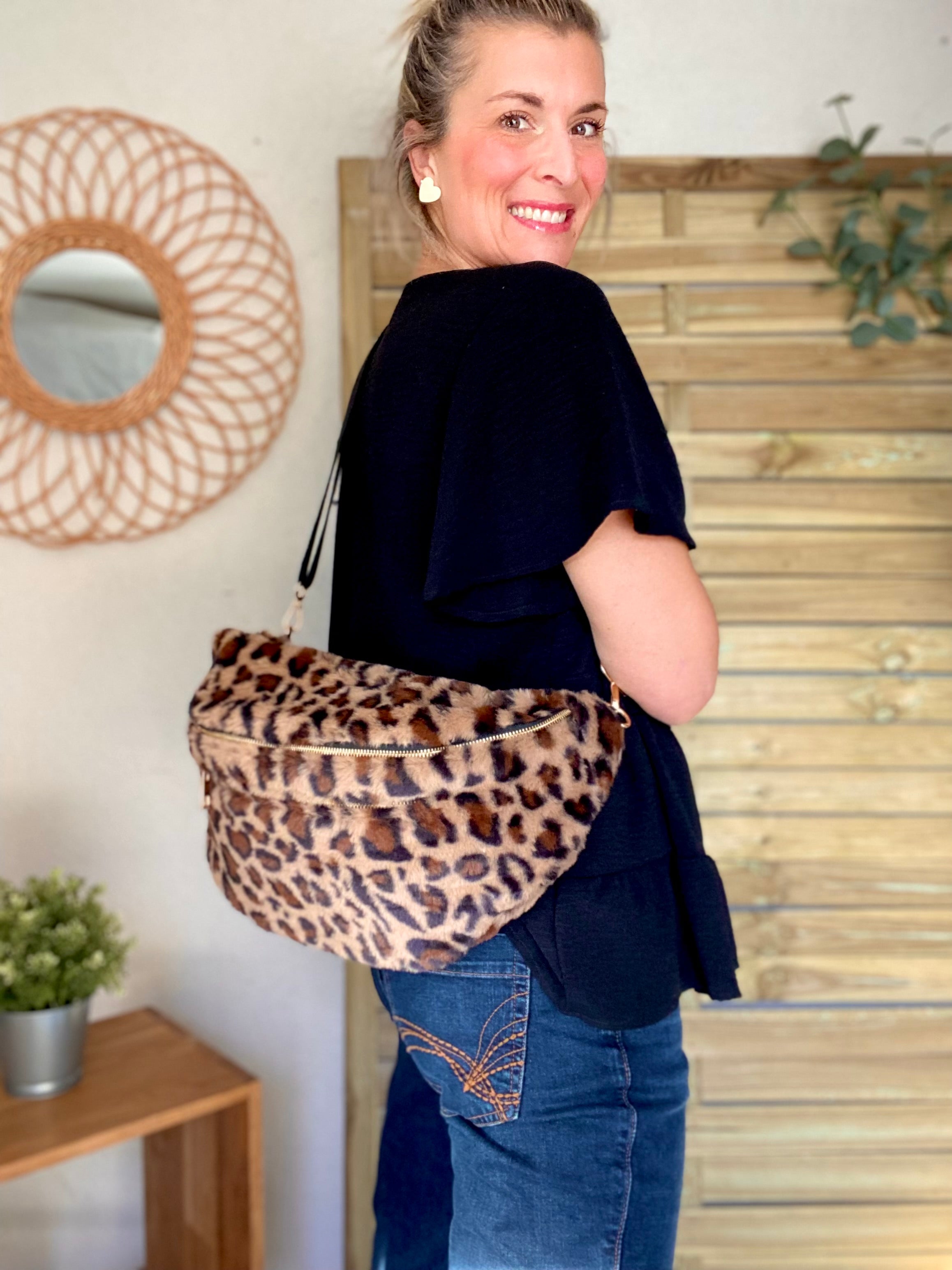 Sac banane XXL fourrure Ciao Boum CASSIE - Léo 🐆