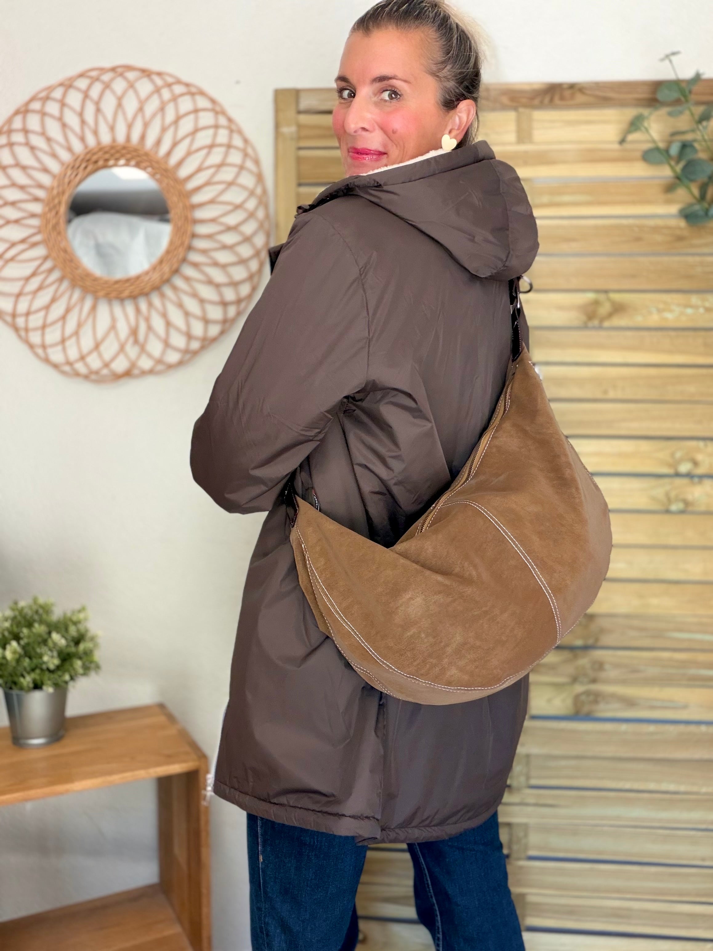 Sac besace XXL en simili cuir brossé - HAROLD Taupe