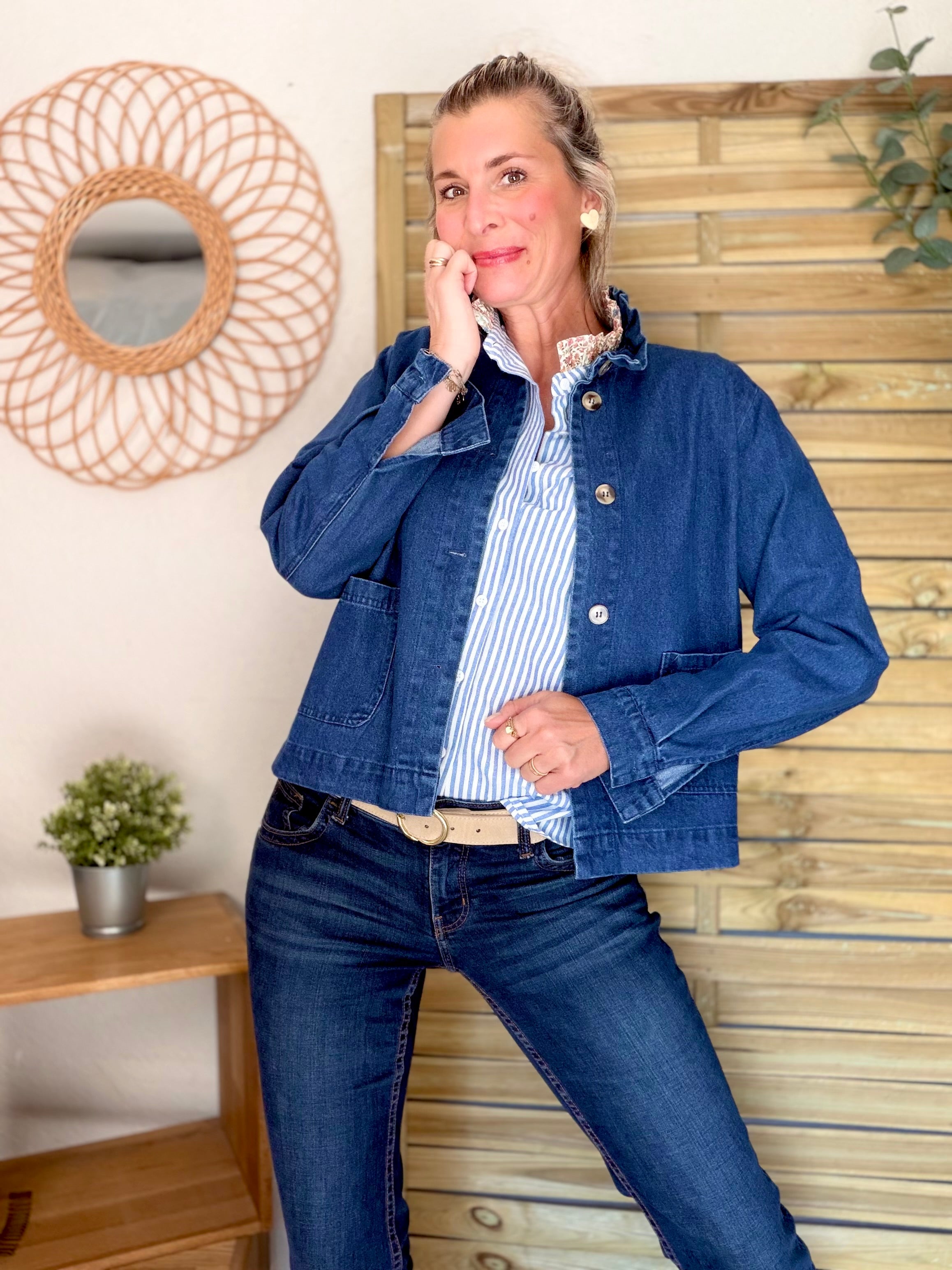 RETOUR EN STOCK MI JUIN - Veste courte légère en jean col volanté JUNON