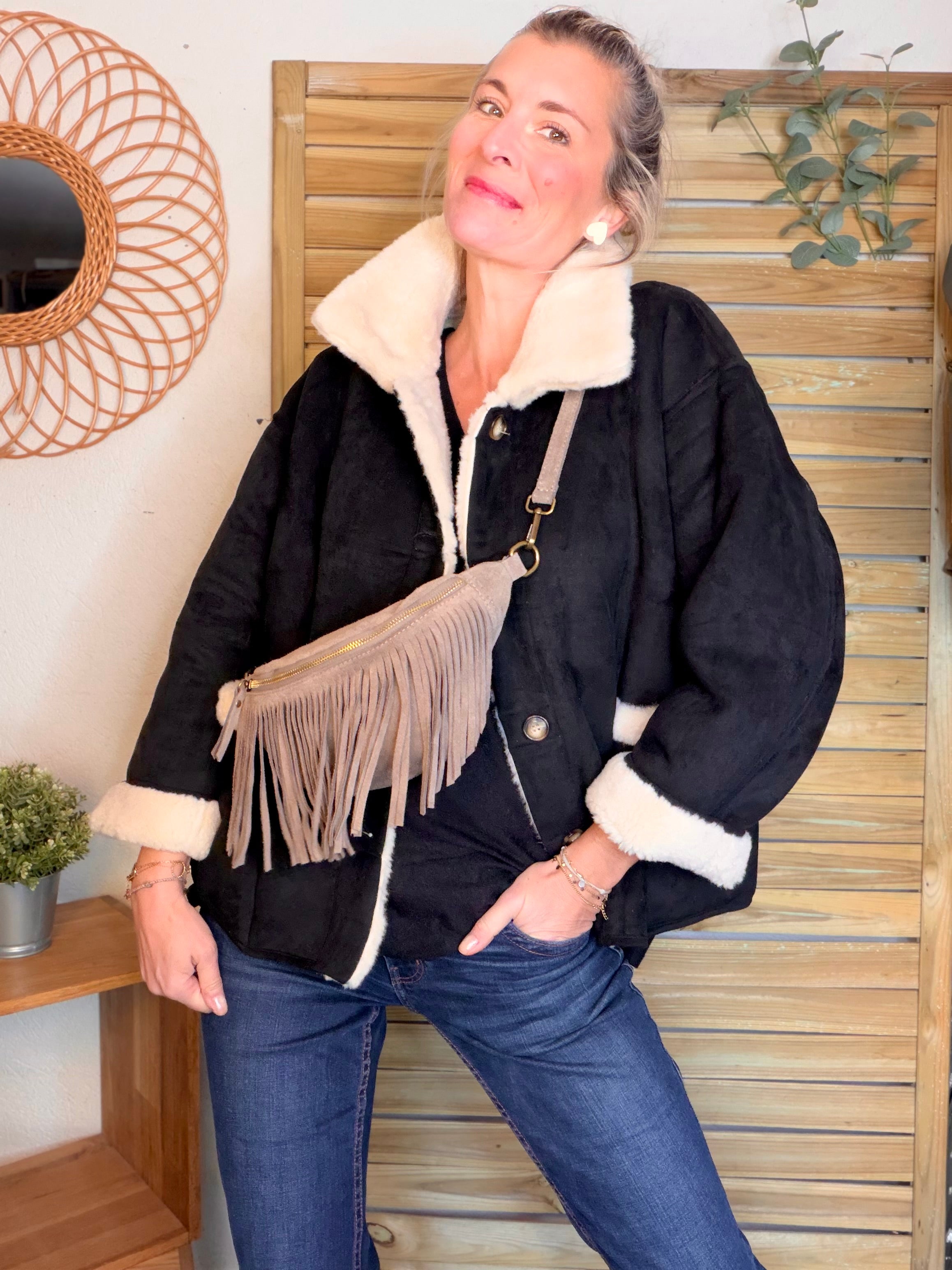 Sac banane avec franges en cuir daim - PIETRA - Taupe