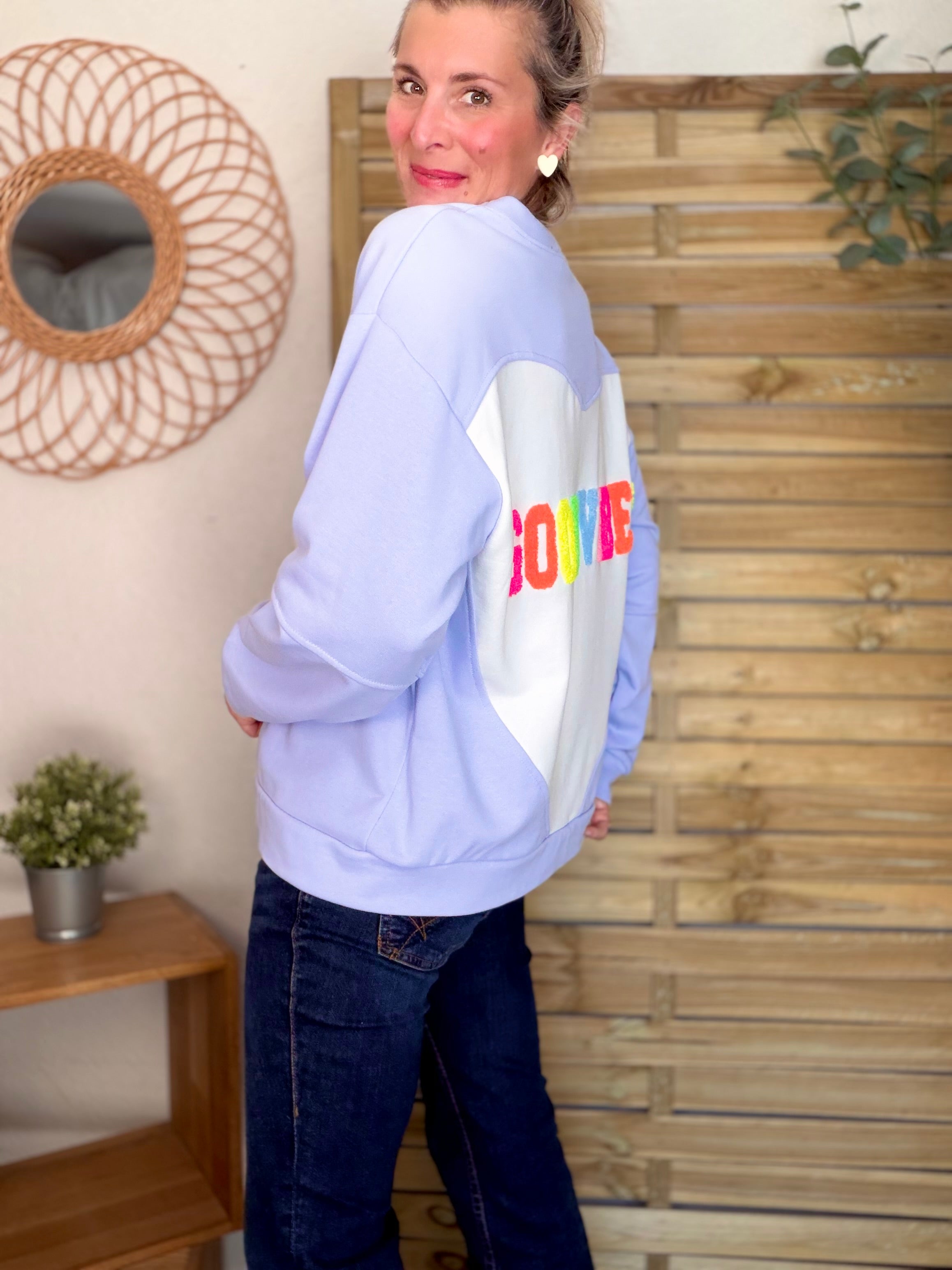 Sweat oversized GOOD VIBES ALYSSA bleu ciel/blanc