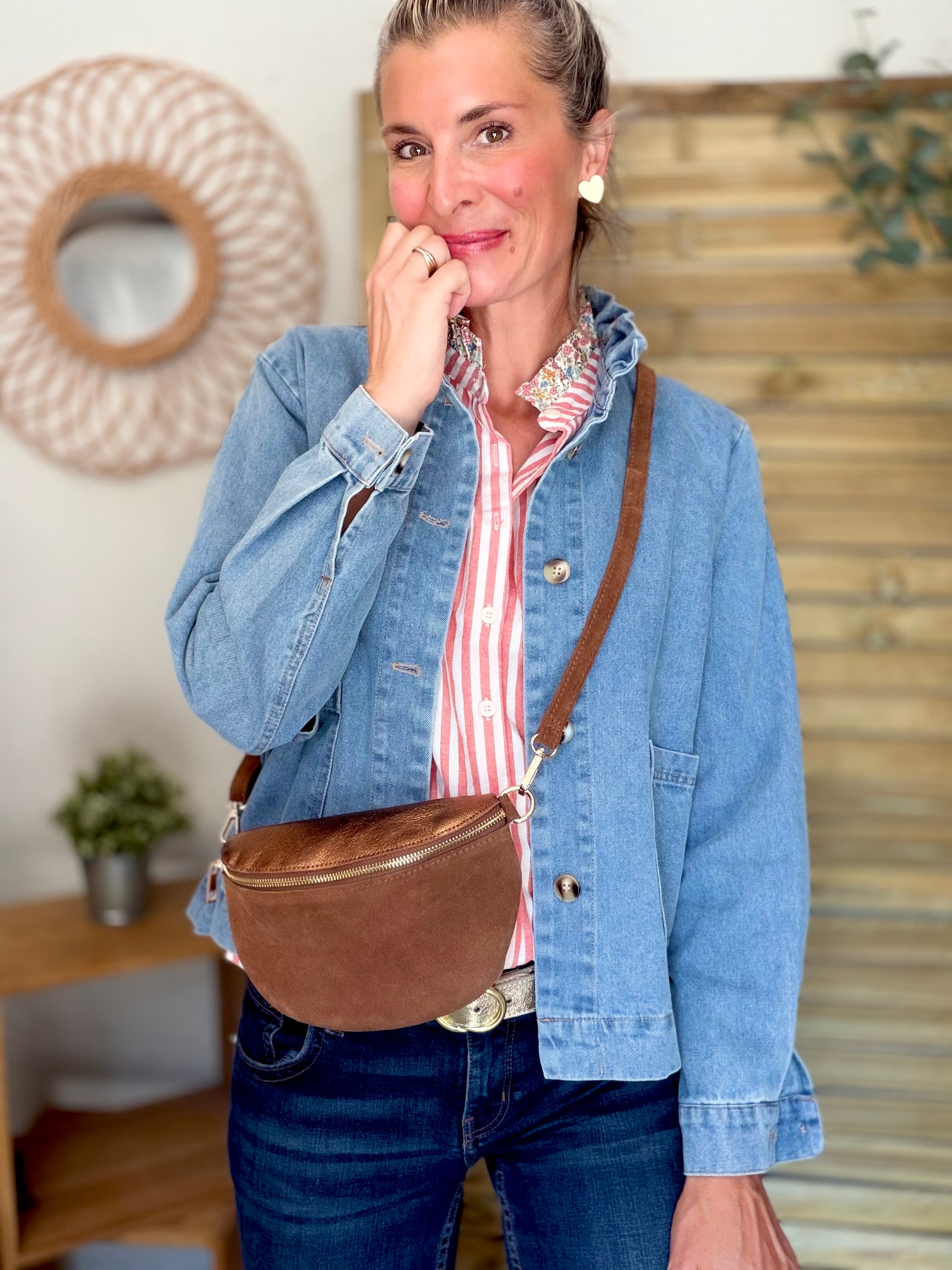 Veste courte légère col volanté JUNON Jean clair