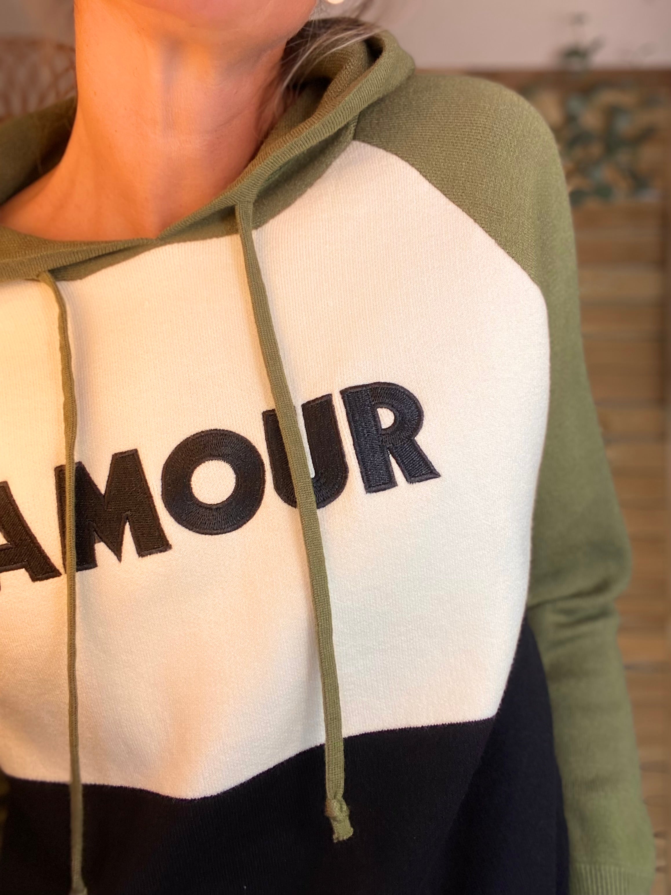 Pull à capuche AMOUR - NORA