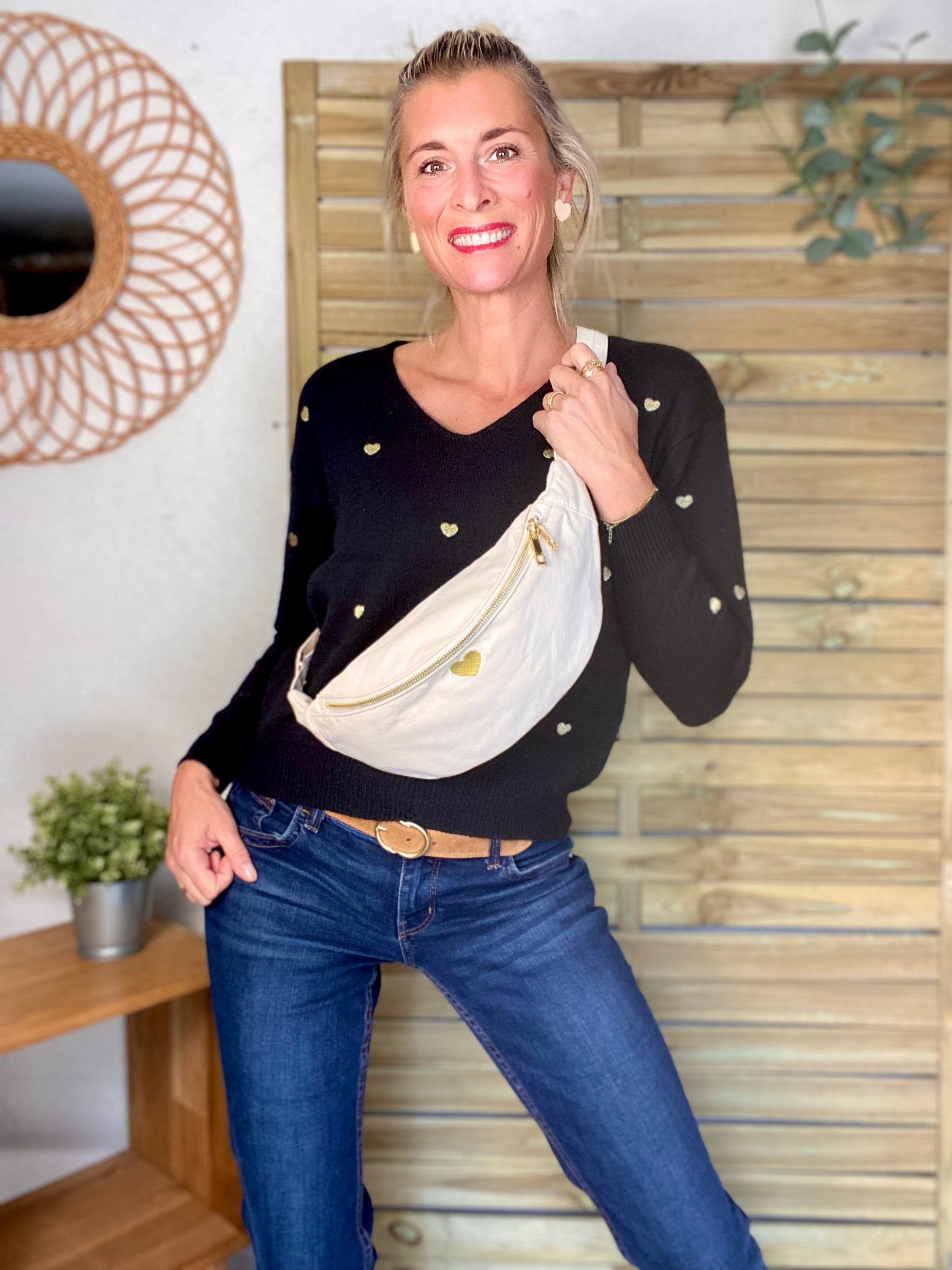 Sac banane en coton Coeur brodé 💛 CASSIDY - Écru