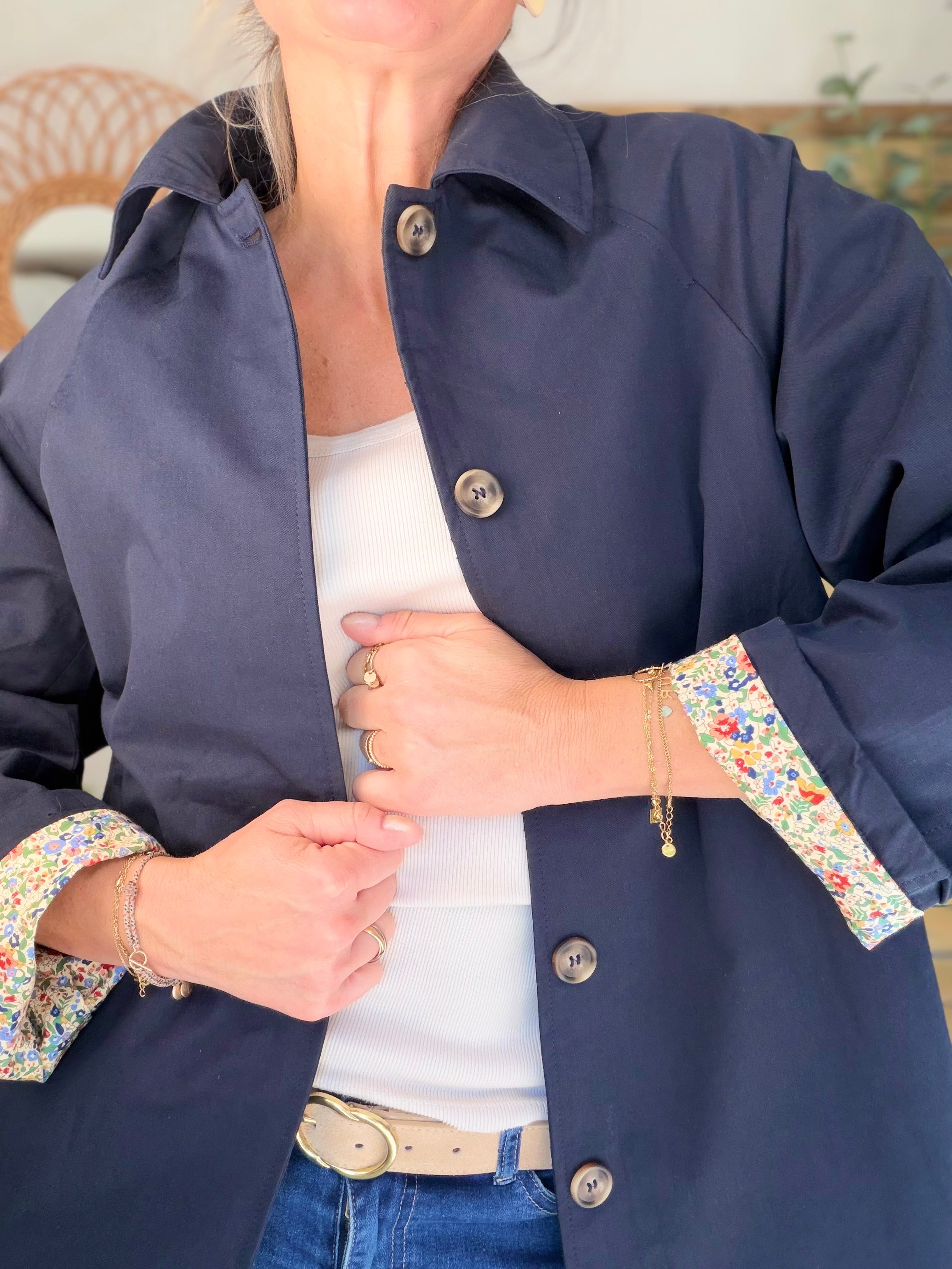Veste Trench en coton Bleu marine avec Liberty - MAHAUT MI LONG - LILI et LALA (DÉSTOCKAGE sur Taille S)