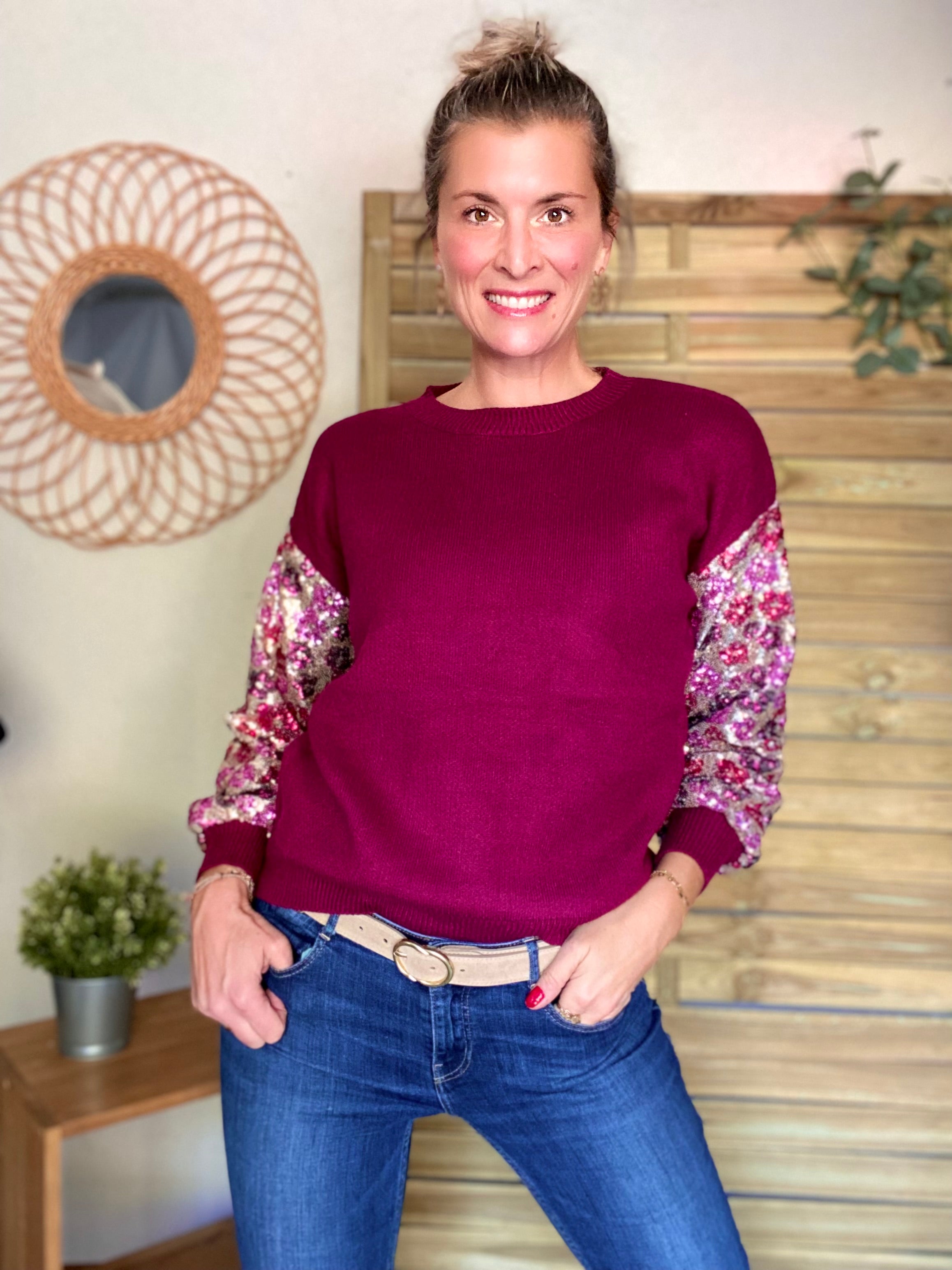 Pull ANDRÉA avec manches à sequins motif fleurs - Bordeaux