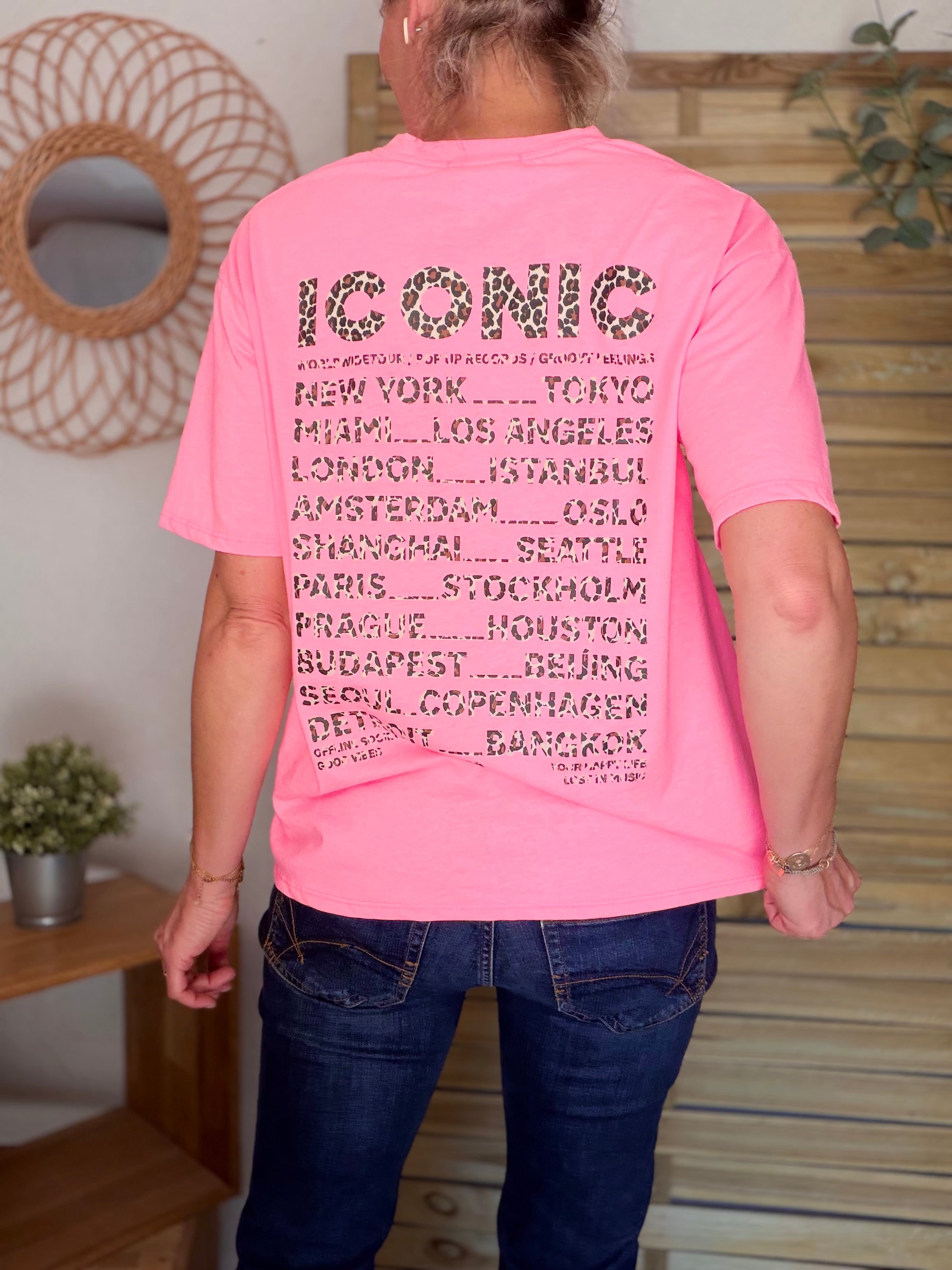 Tee shirt ICONIC Léo LÉONA Rose fluo