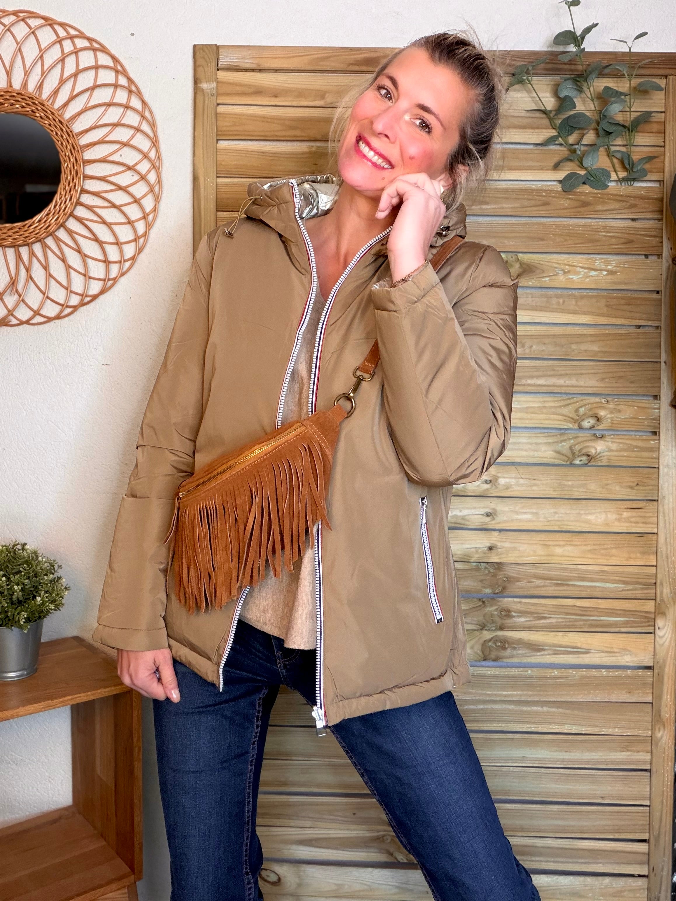 Sac banane avec franges en cuir daim - PIETRA - Camel