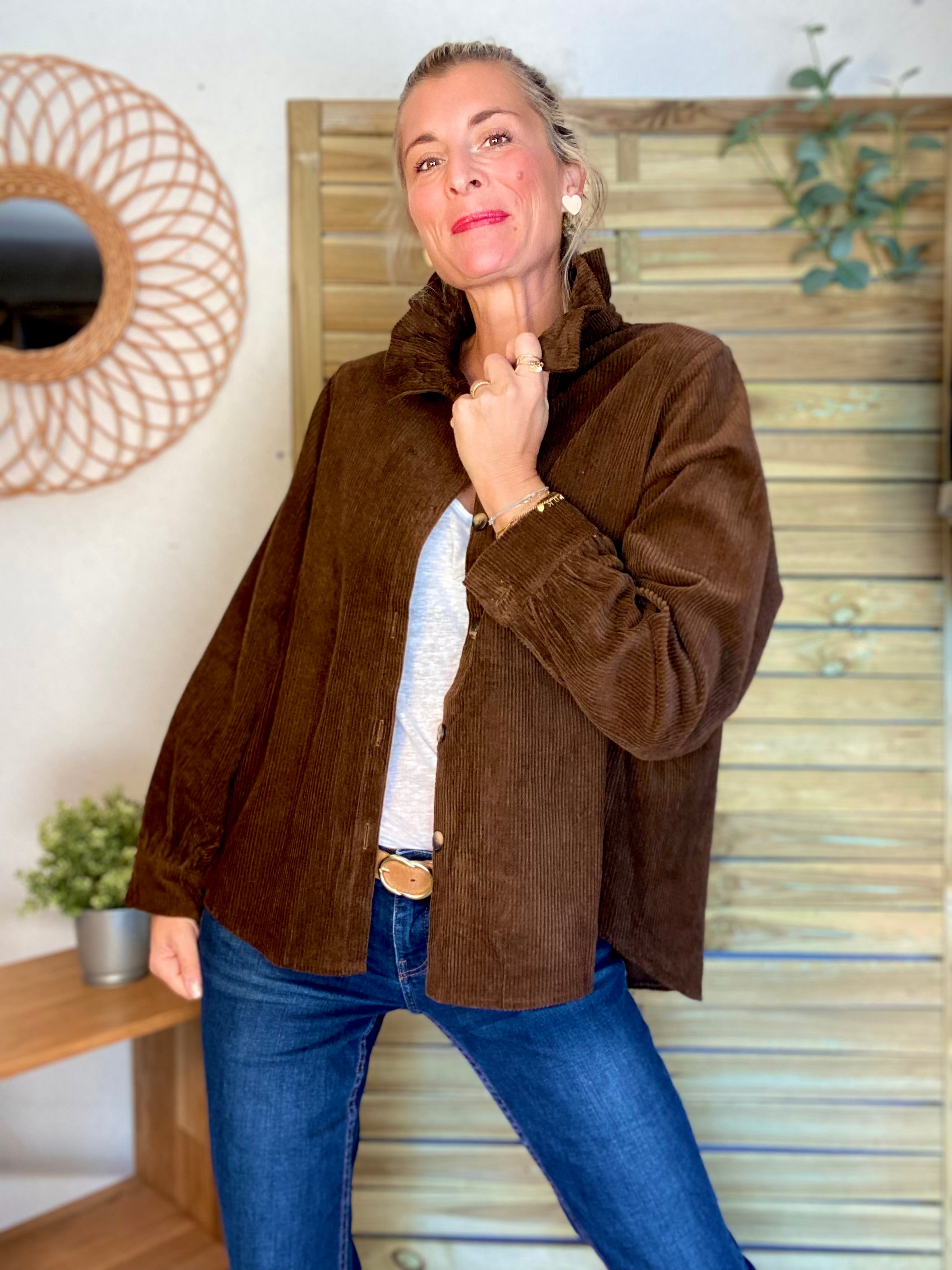 Veste / Chemise en coton, col victorien volanté YVONNE - Velours Chocolat