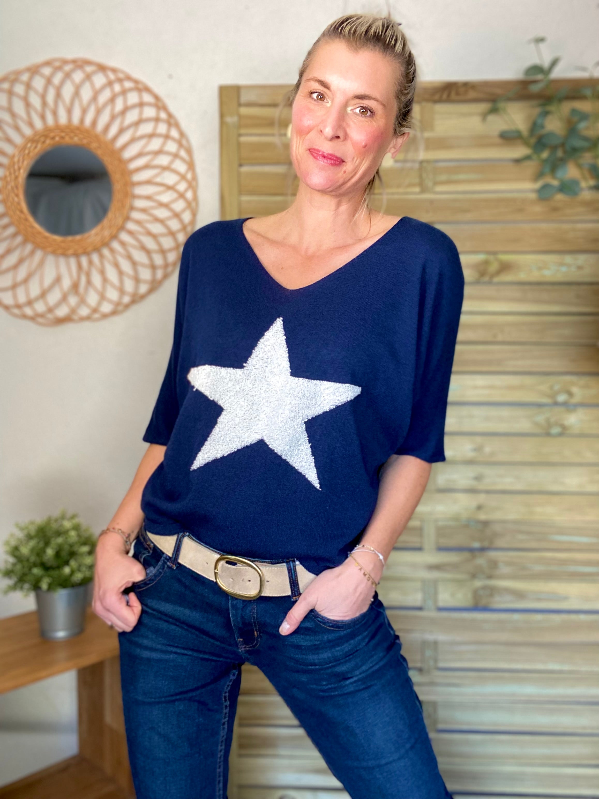 Pull fin Étoile ⭐️ col V PÉNÉLOPE - Bleu marine