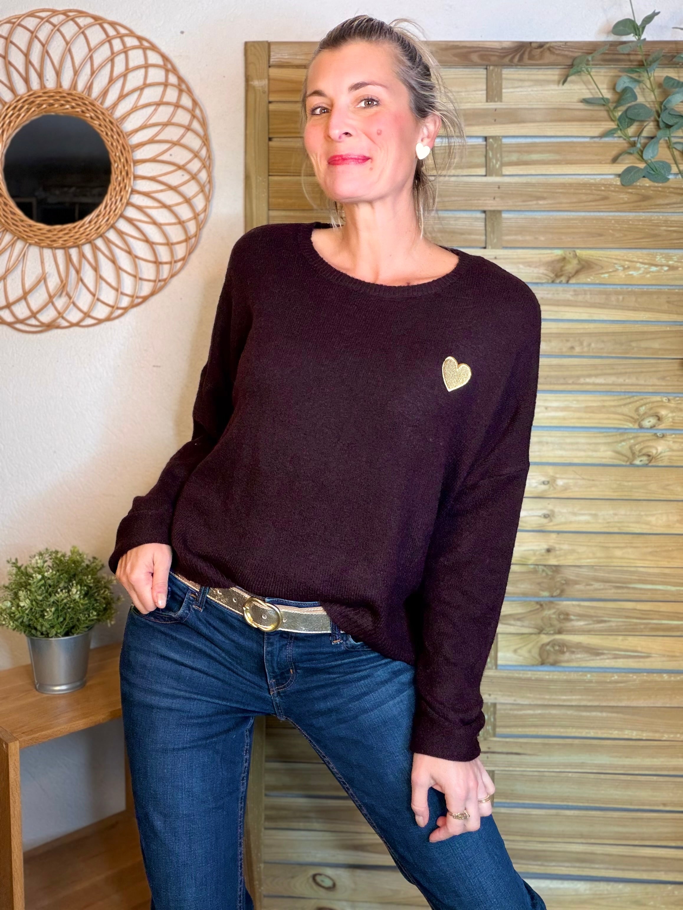 Pull léger en maille cœur doré brodé 💛 MELISSA - Aubergine