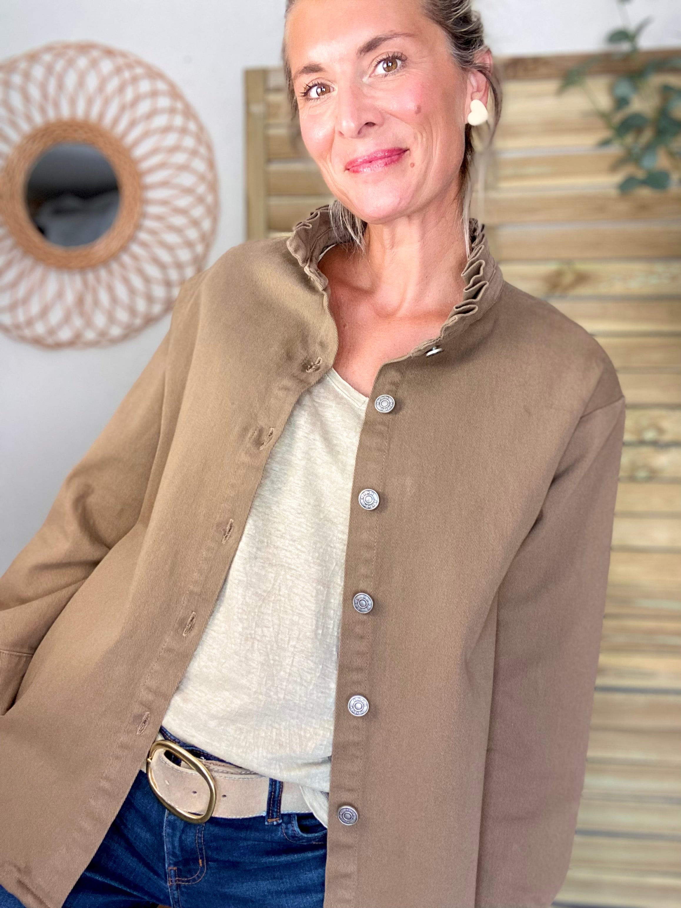 Veste / Chemise en coton, col volanté Camel foncé LISON